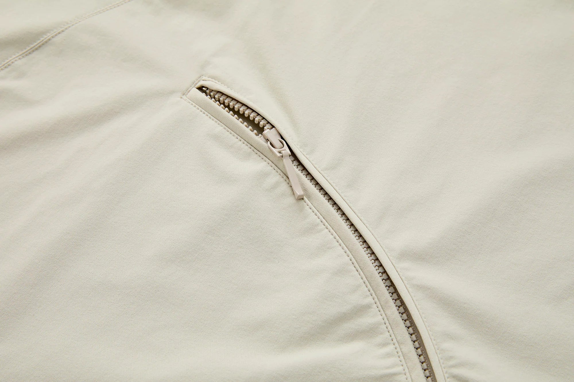 ORGANIC EMOTION Contrast Diagonal Half Zip Oversized  Windbreaker