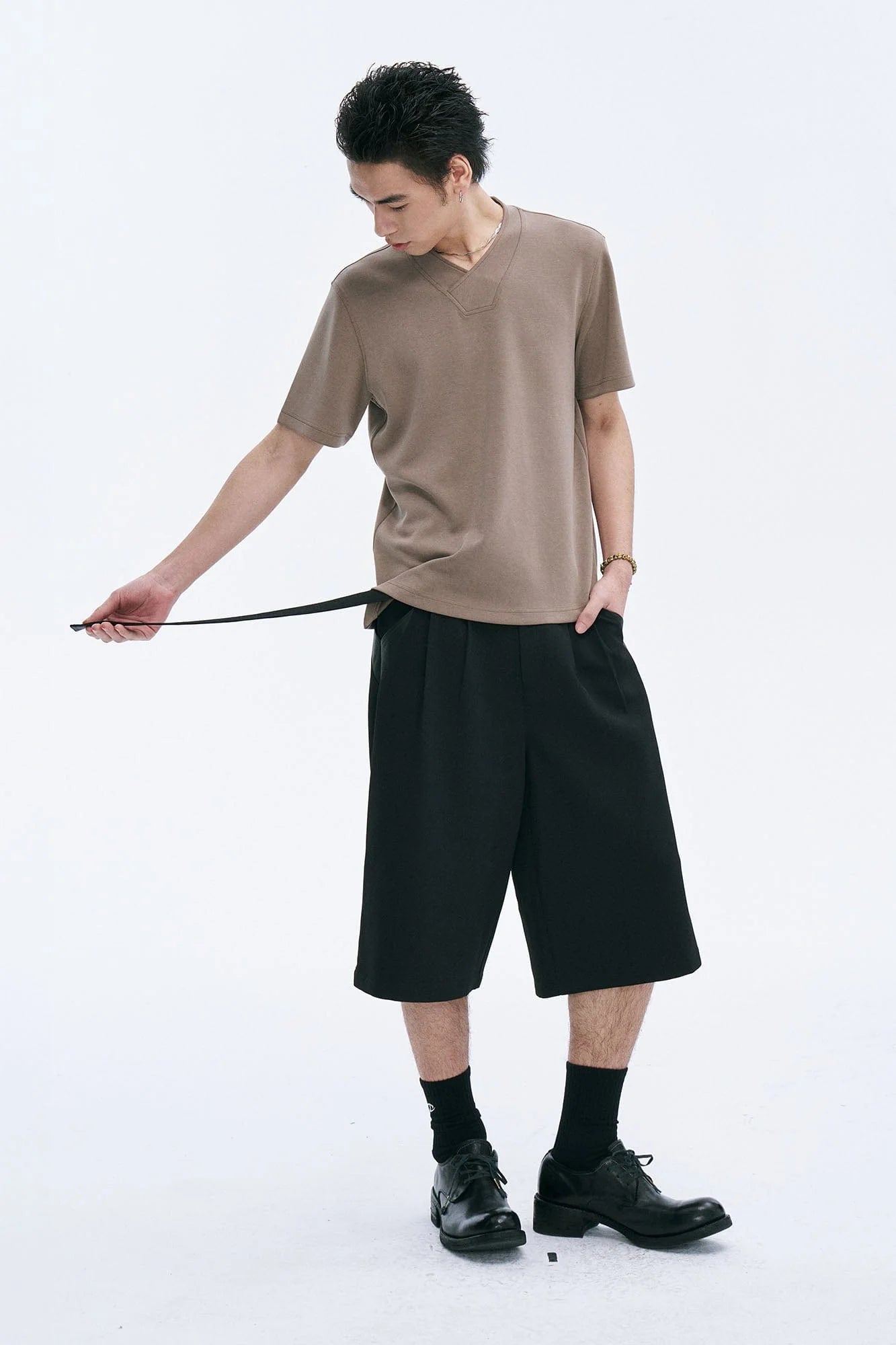 CATSSTAC Pleated Belted Wide-Leg Shorts