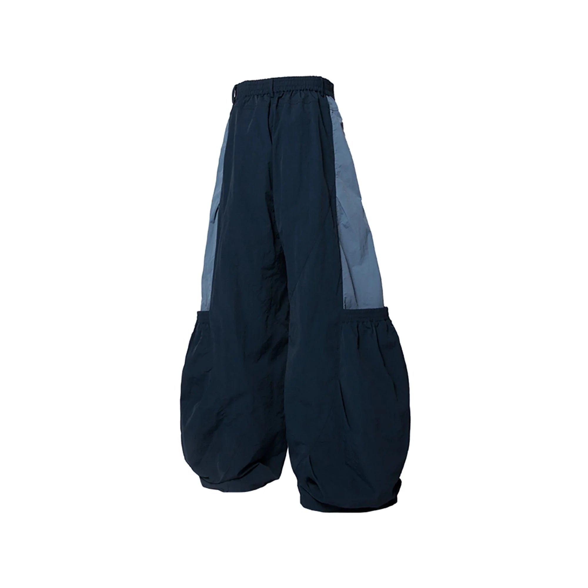RELABEL Big-Pocket Pleated Oversized Curved Pants Blue