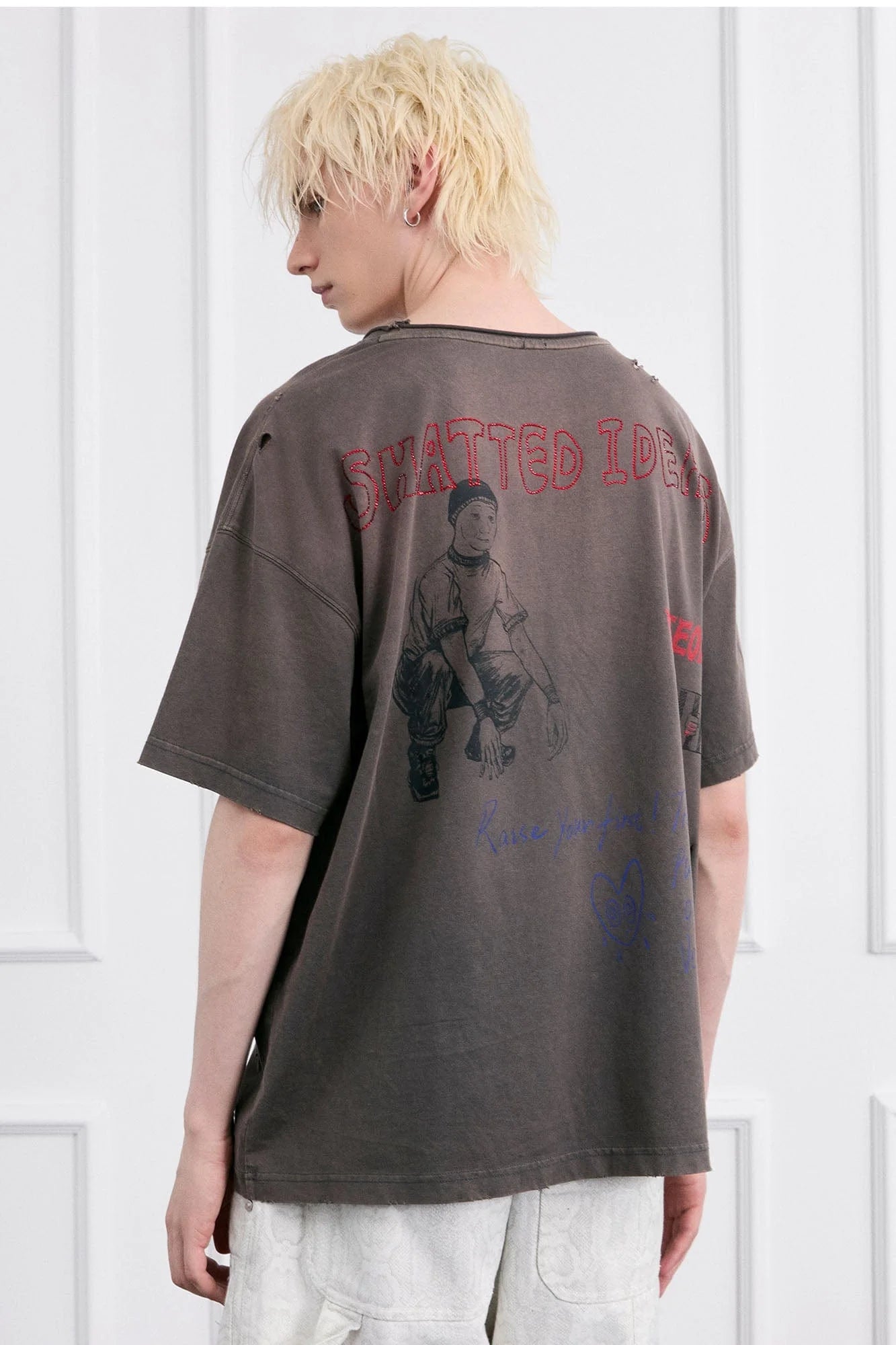 FACEONLAB Punk Graffiti Diamond Distressed T-Shirt
