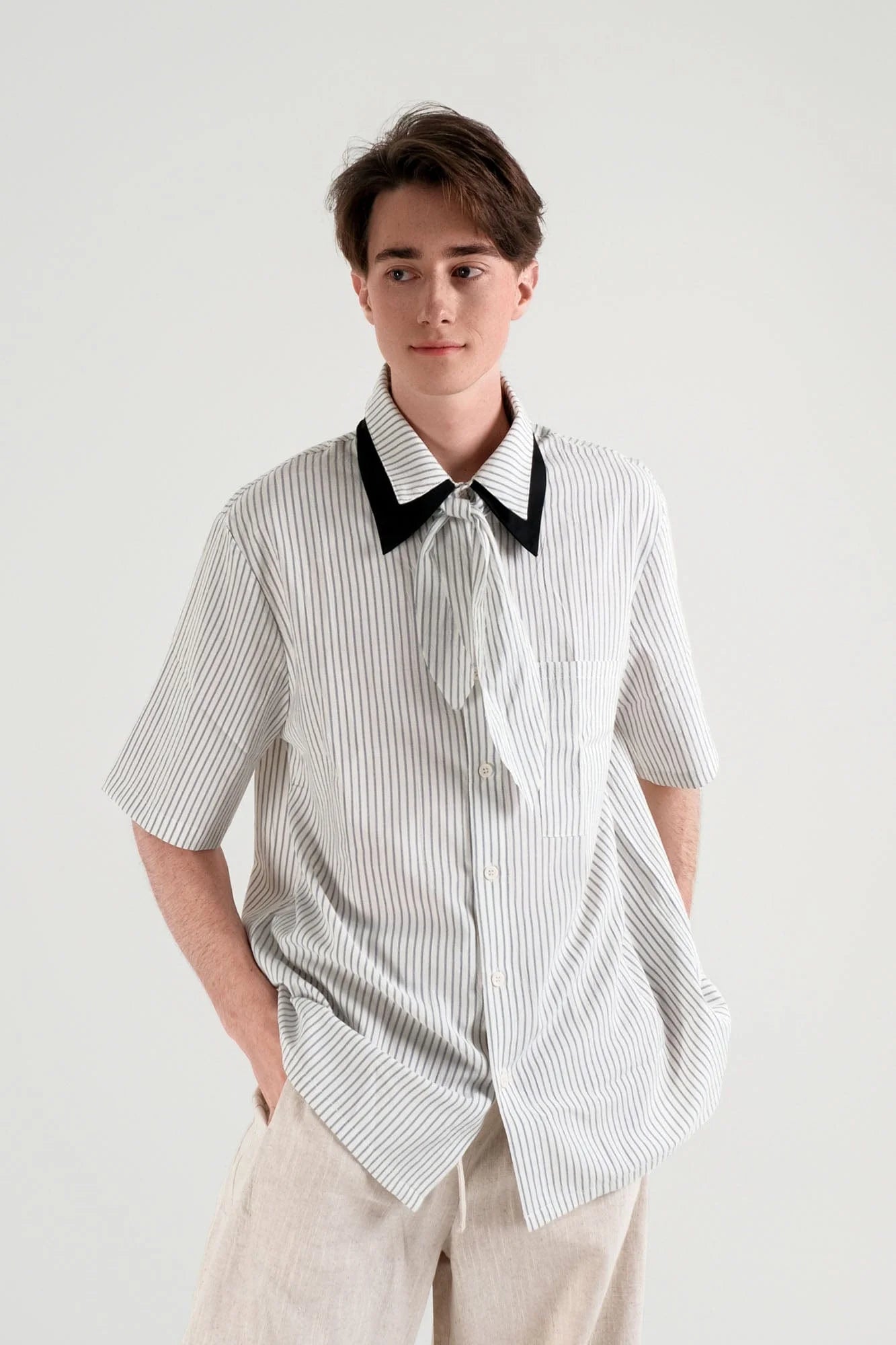 WIID Striped Contrast-Collar Tie-Neck Half Shirt