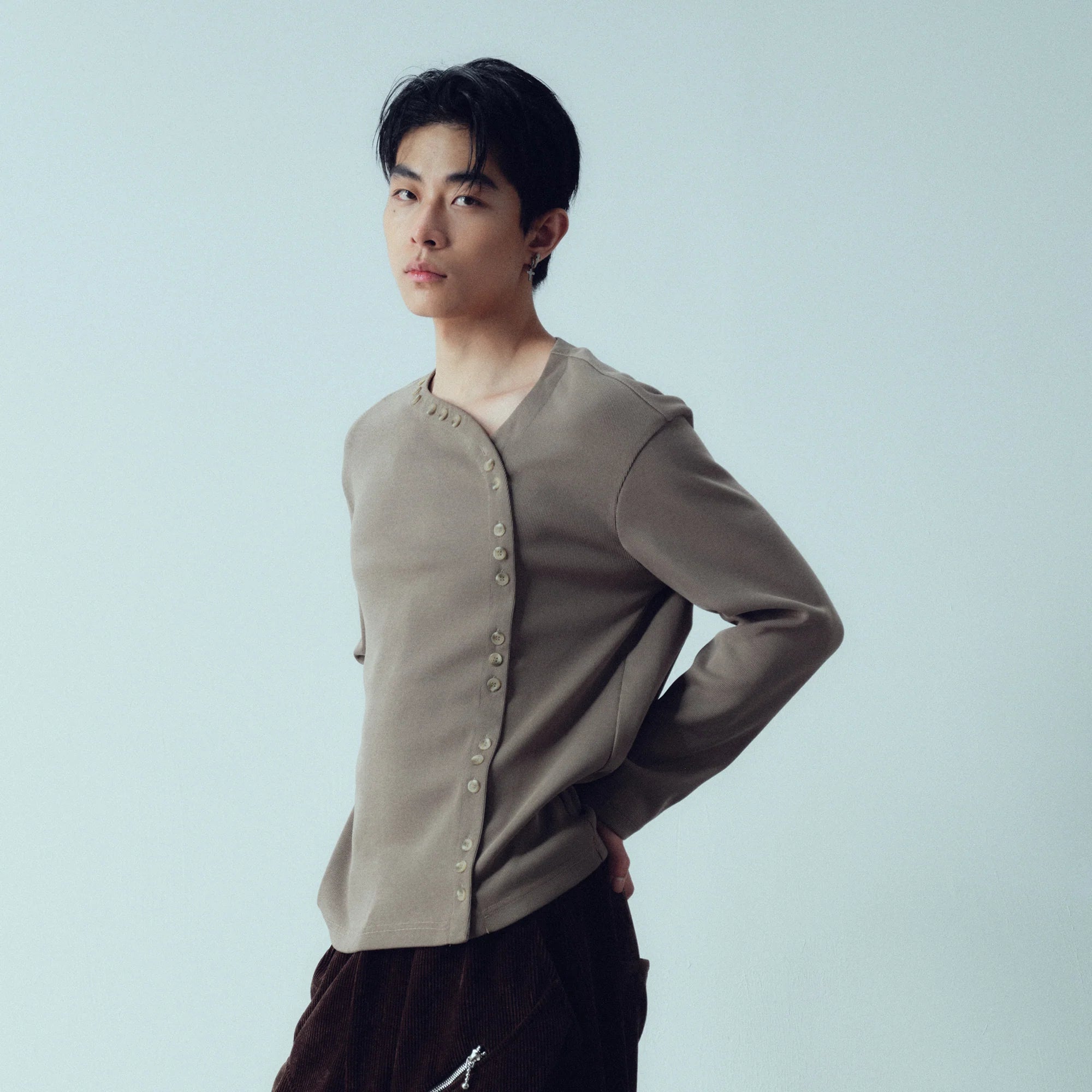 KADAKADA Buttoned Curved Placket Ribbed Knit Top