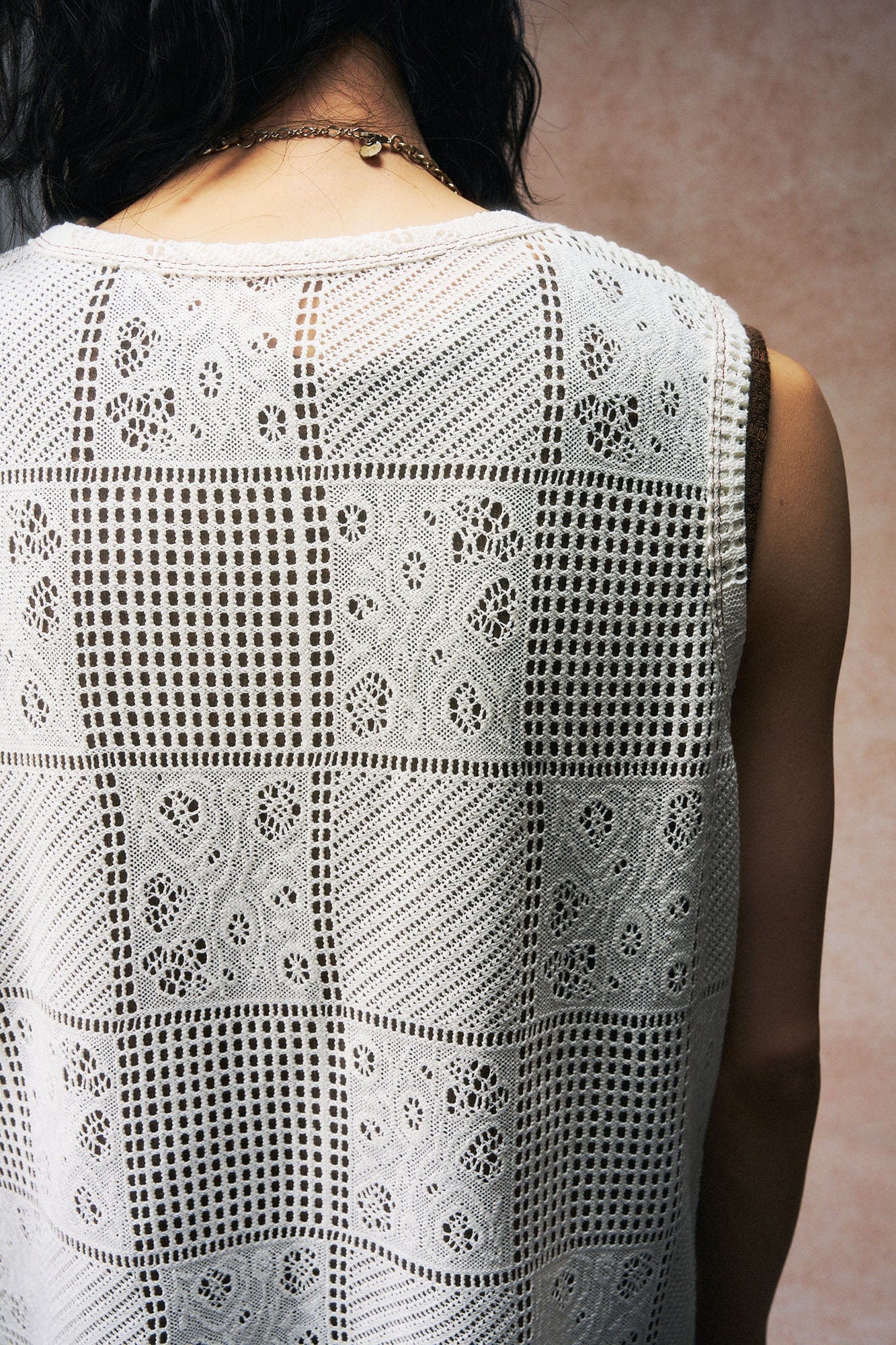 GONGHE REPUB Patchwork Hollow Out Knit Vest