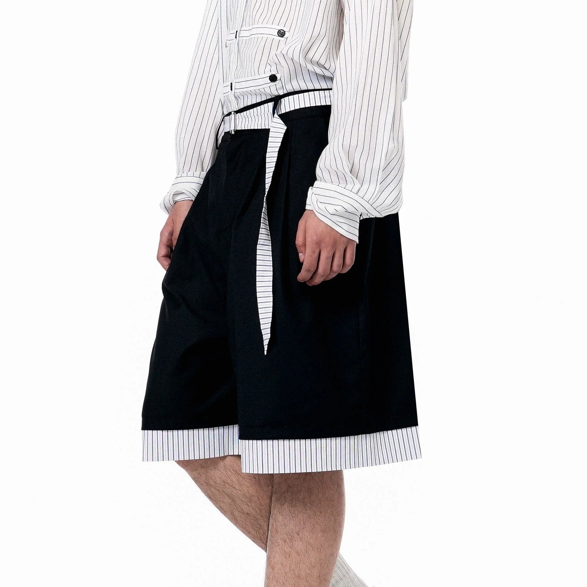 OIPWORD Panelled Stripe Hem Shorts