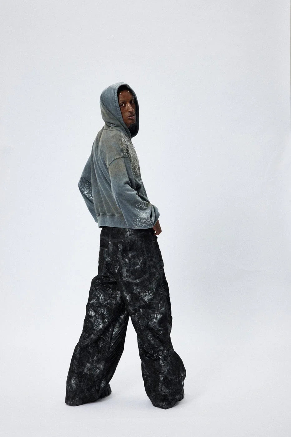 DND4DES Diamond Distressed Zip-Up Hoodie