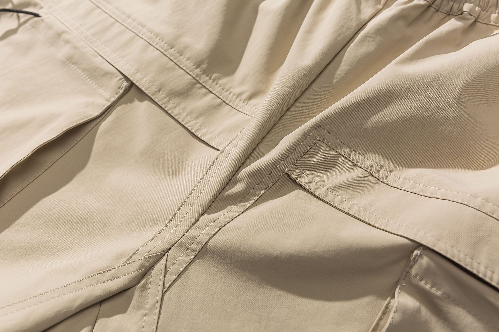 ME DA IGUAL Multi-Pocket Waterproof Cargo Shorts