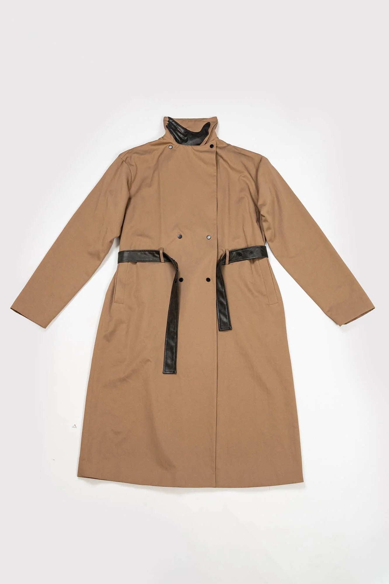KADAKADA Choking Glove Trench Coat