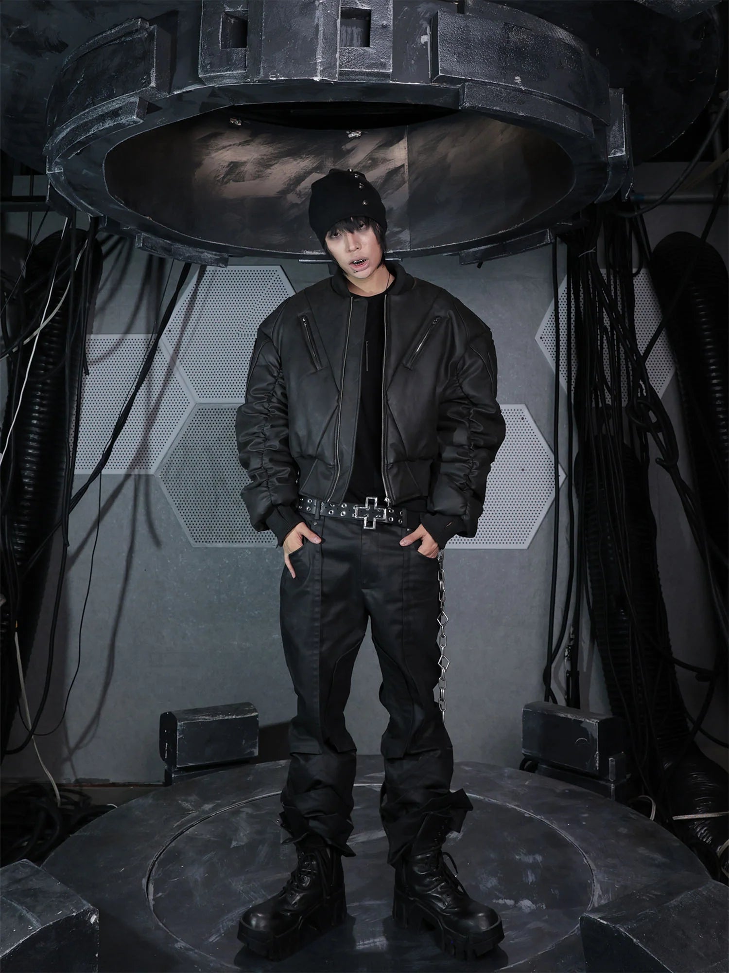 SSIN7 Panel-Structured Bomber Jacket