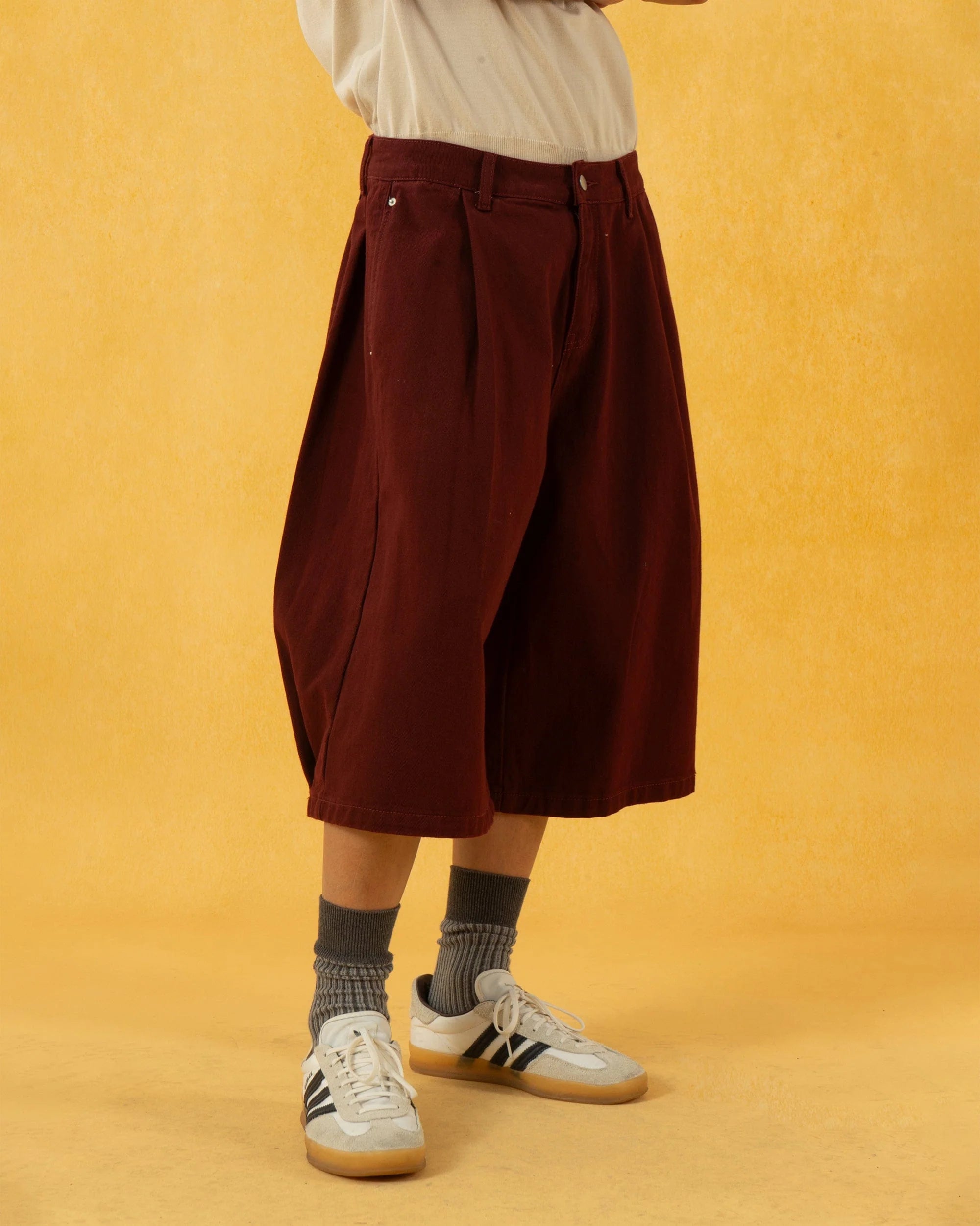 CLP Classic Rivet Pleated Oversized Shorts