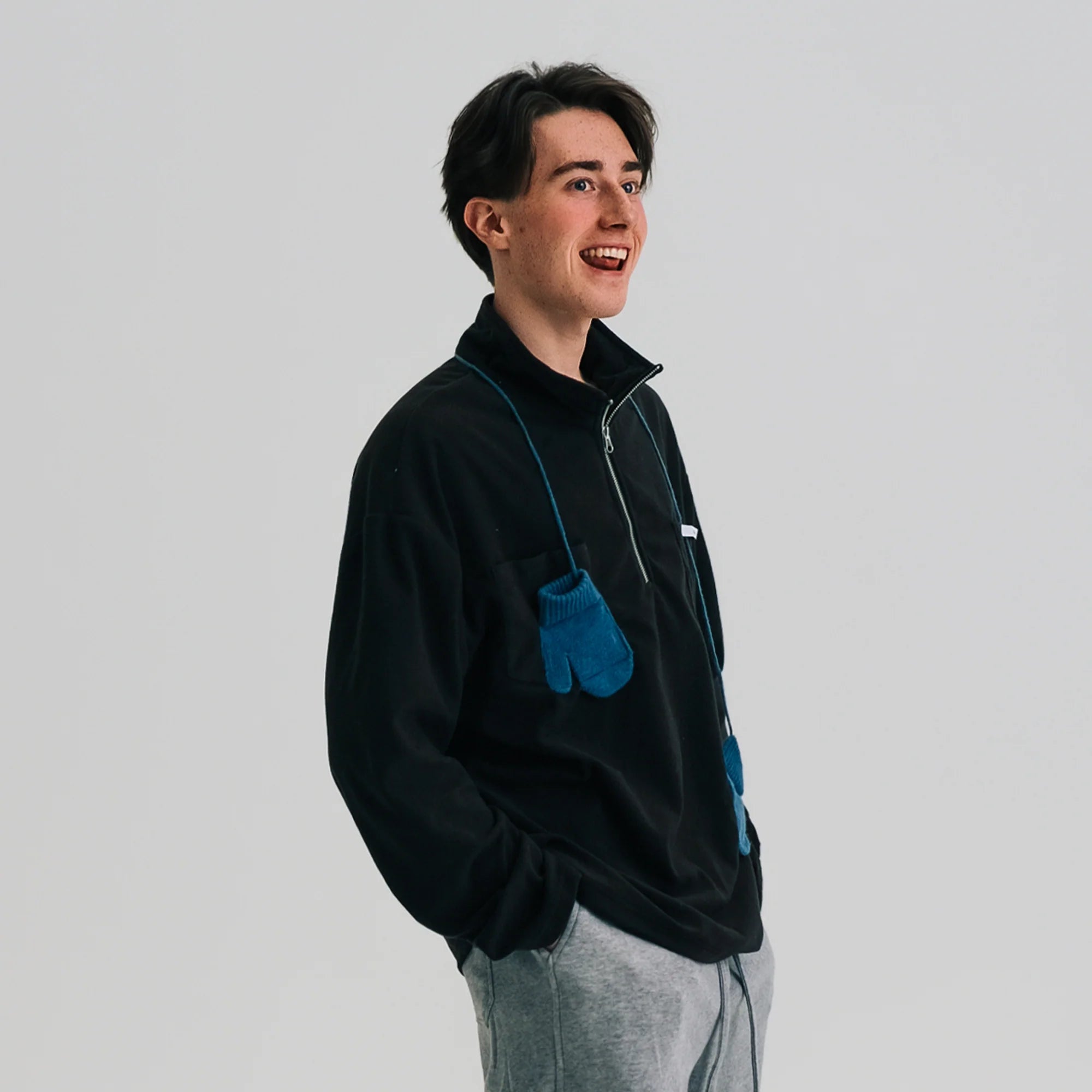 WIID Mitten-Chain Half-Zip Oversized Sweatshirt