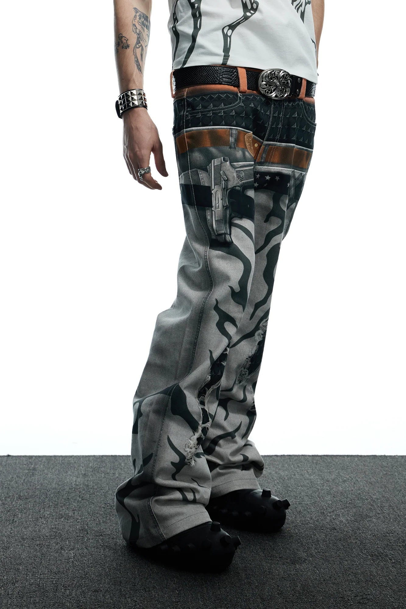 DND4DES Distressed Print Double-Waist Flare Jeans White