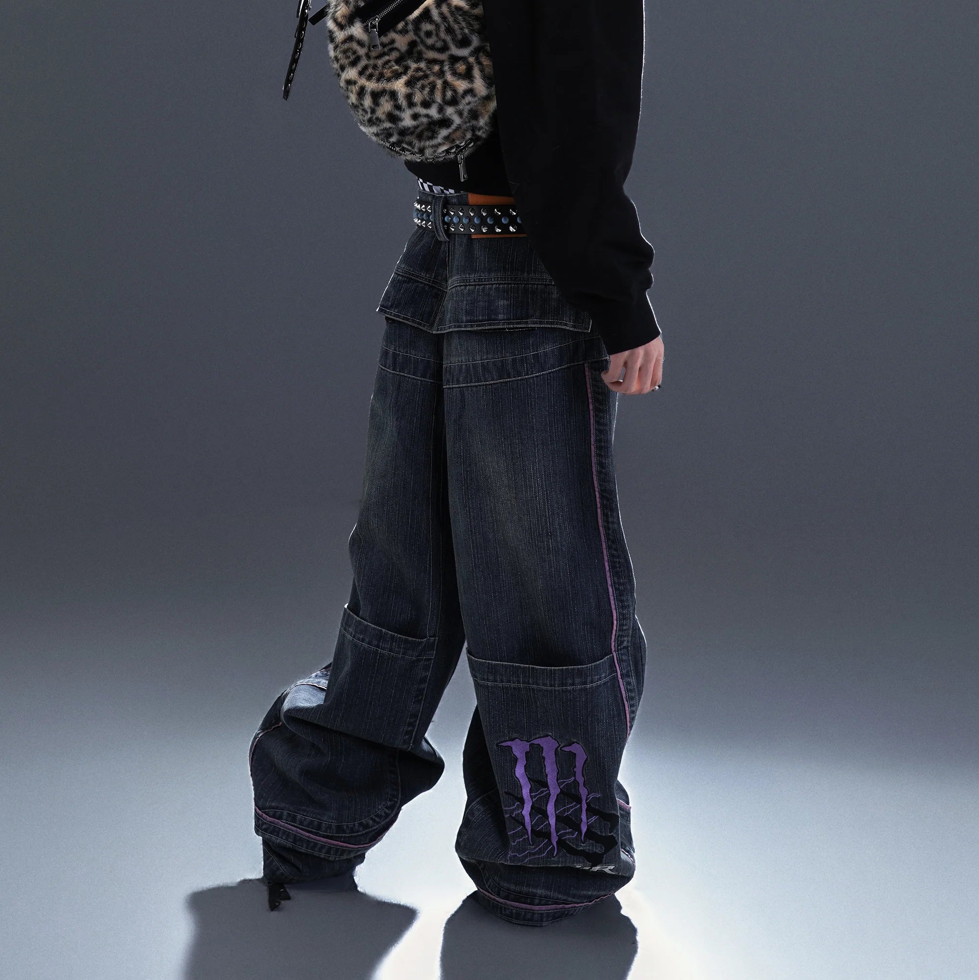 PCCVISION Contrast Stitch Embroidered Washed Jeans