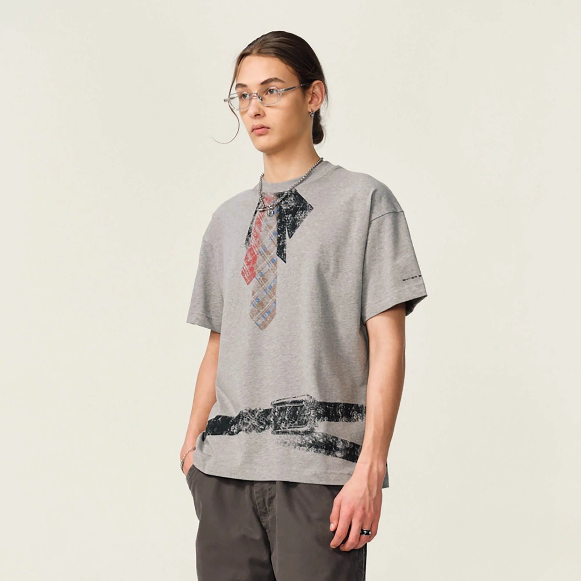 OVDY Tie-Belt Graphic T-Shirt