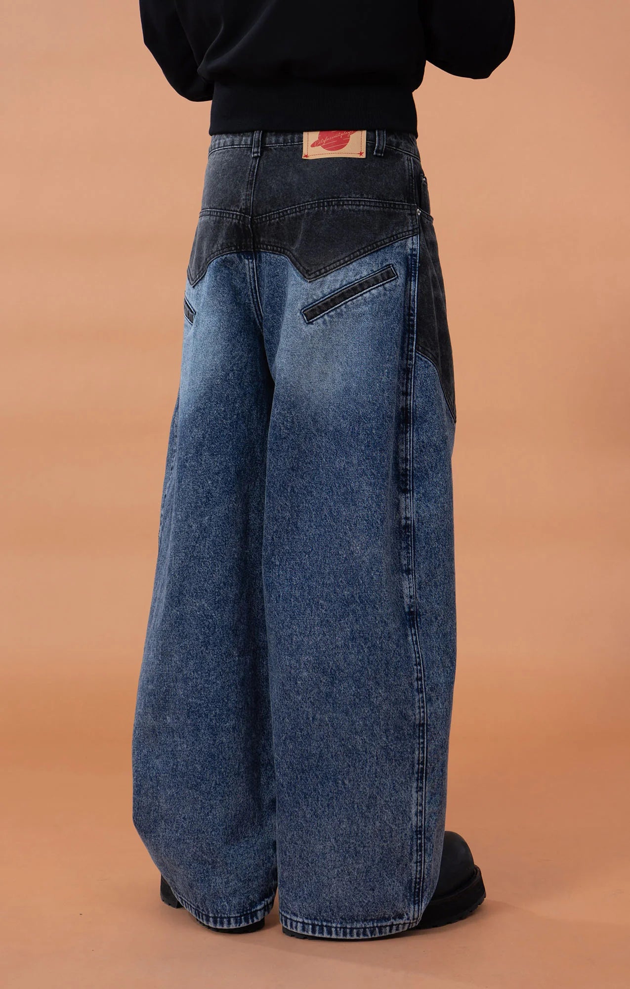 CLP Distressed Contrast-Panel Oversized Jeans