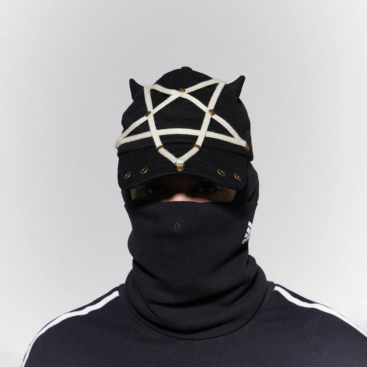 DND4DES Pentagram Rivet Devil Hat