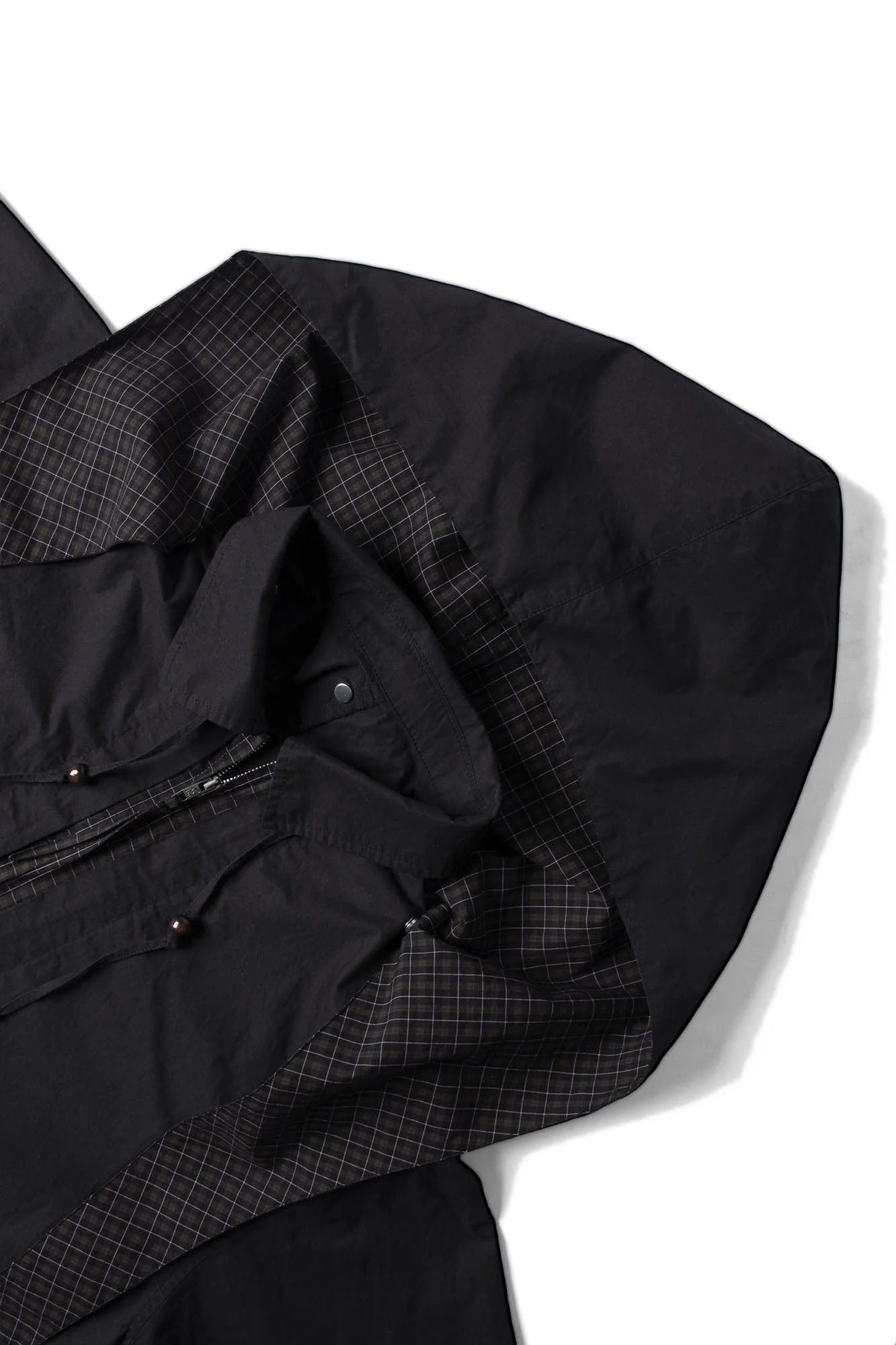 RELABEL Detachable Hood Beaded Ruched Shirt Black