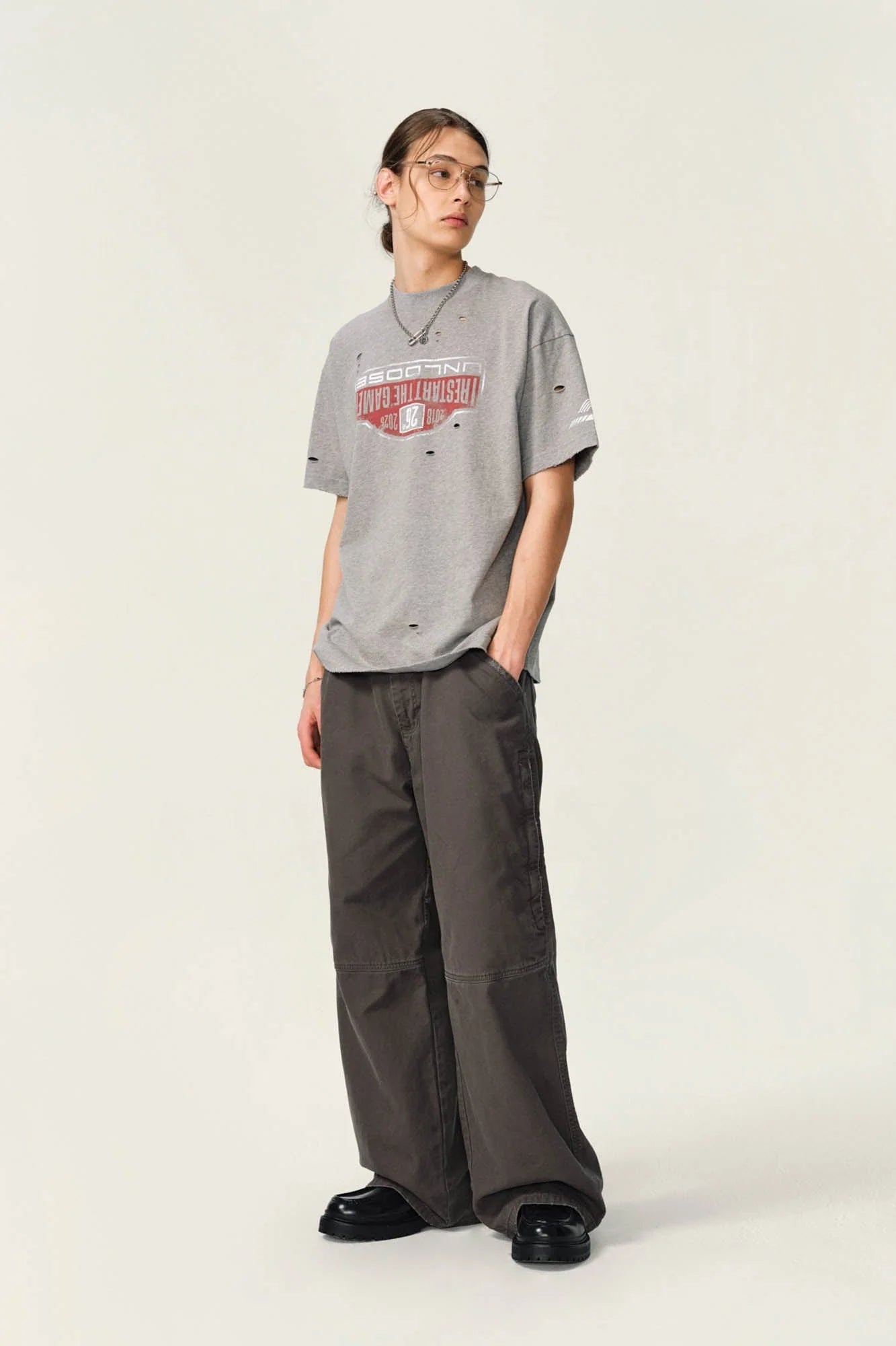 OVDY Retro Distressed Graphic T-Shirt