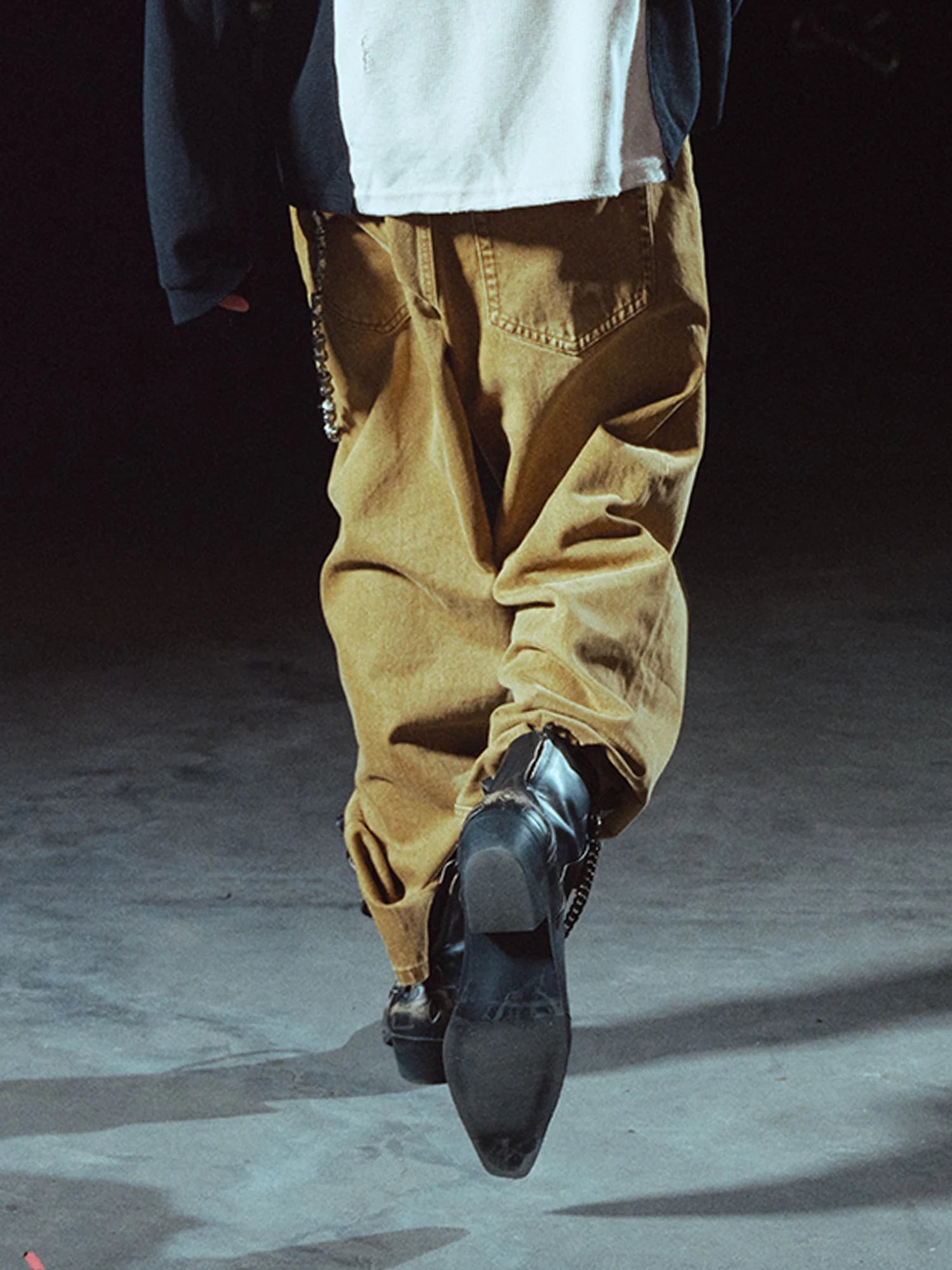 RICHILL Washed Slogan Embroidery Dual-Button Jeans