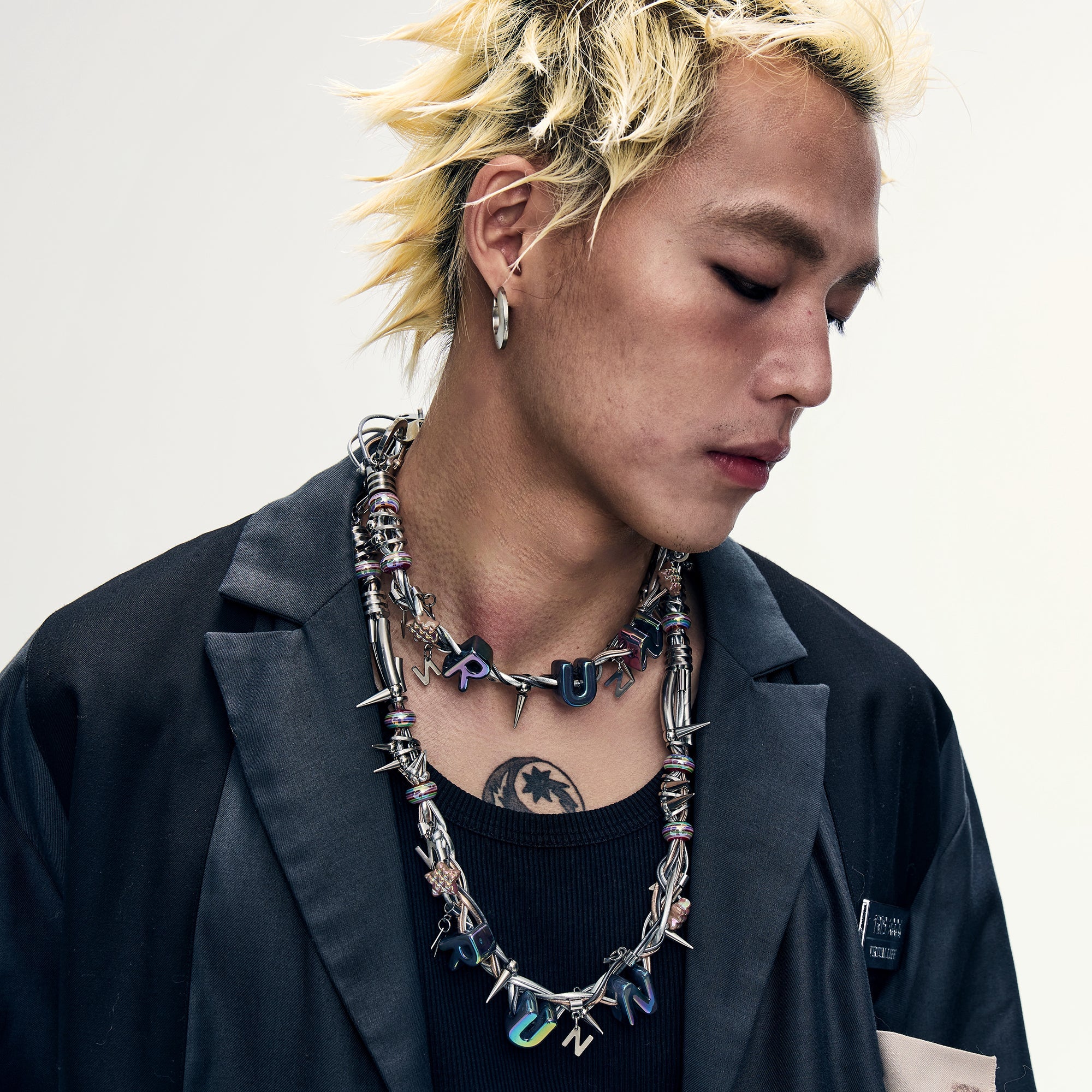 NUNKNOTX Bubble Letter Spiked Choker