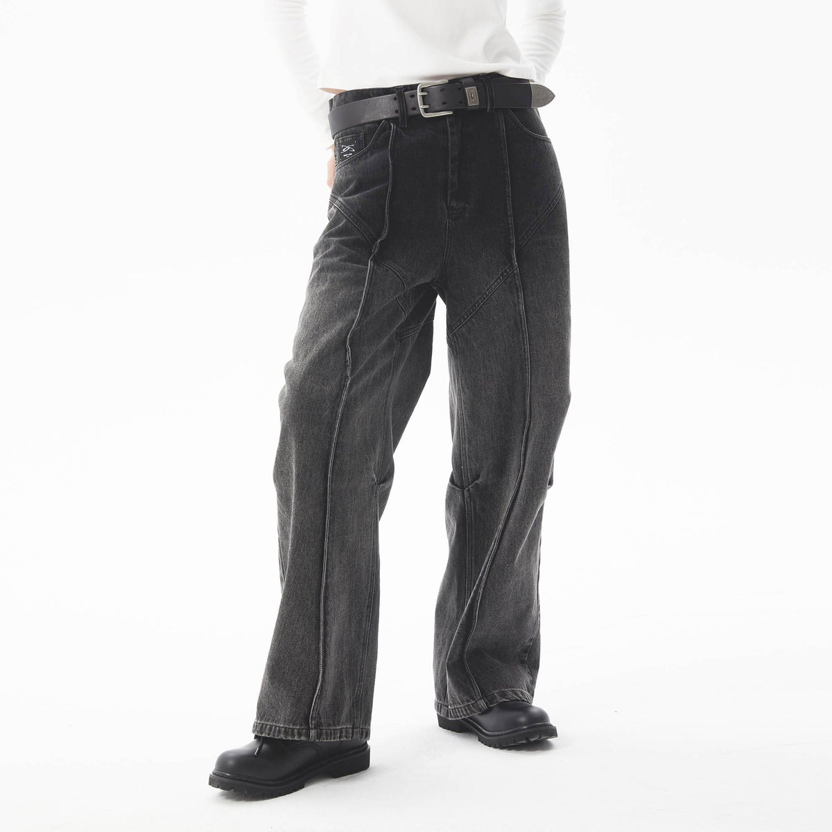 ERROR CODE ROBOT Middle Spliced Faded Jeans