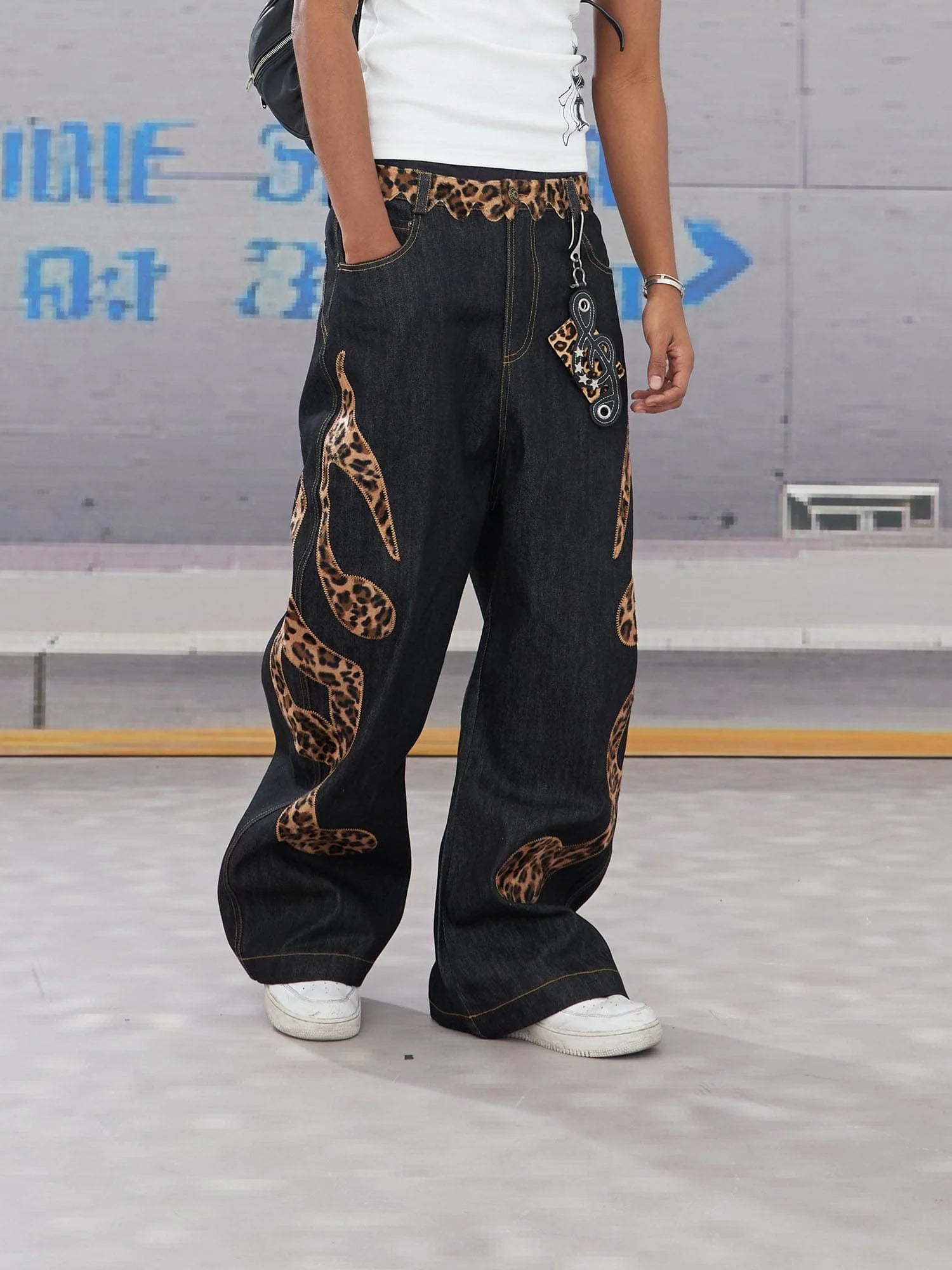 DND4DES Leopard Music Note Patch Baggy Jeans
