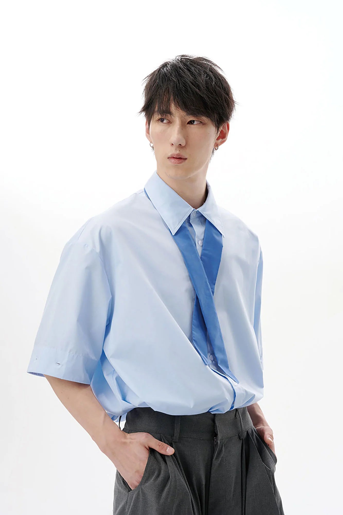 TUIMU Cross Tie Detachable Sleeve Shirt