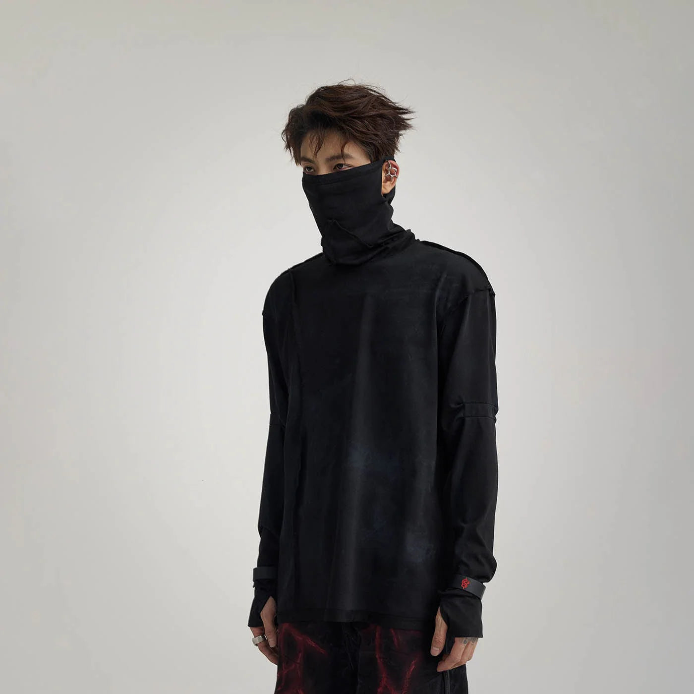 FLYERRER Distressed Reversible Spliced High-Neck L/S Tee