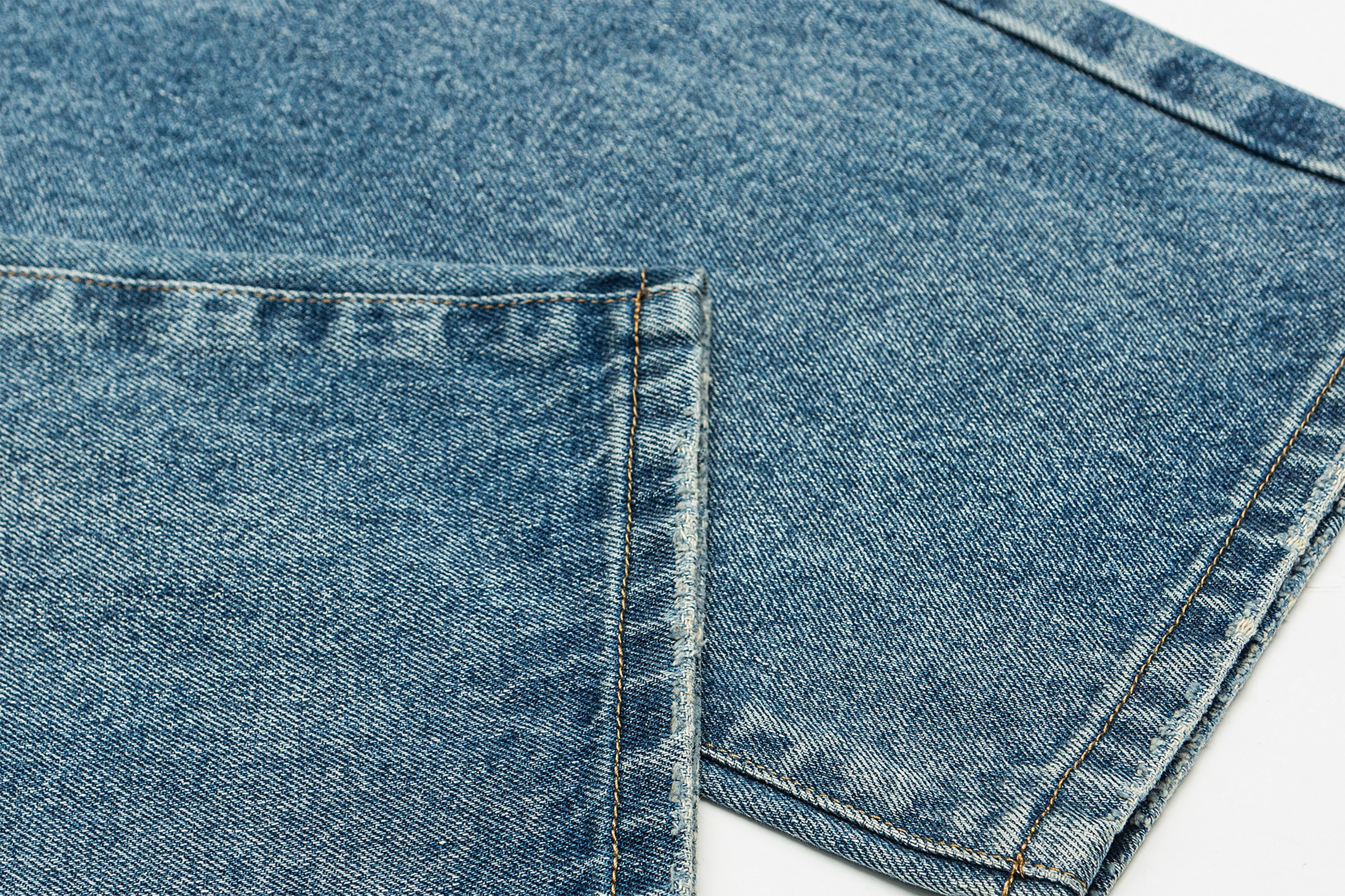 ME DA IGUAL Washed Distressed Tapered Jeans