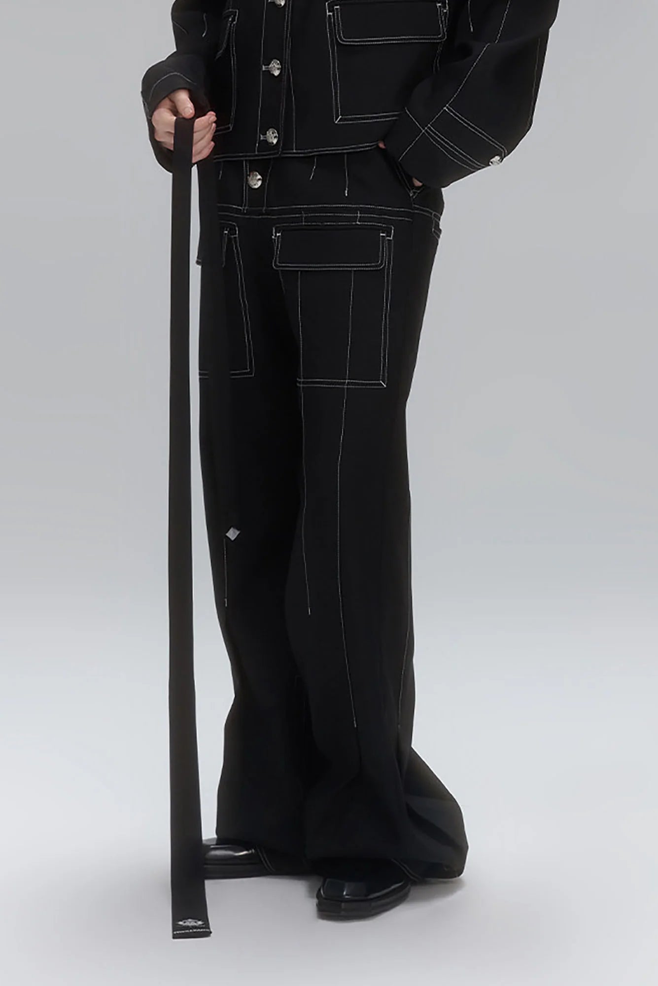 TIWILLTANG Stitched Button-Up Pleated Flared Pants