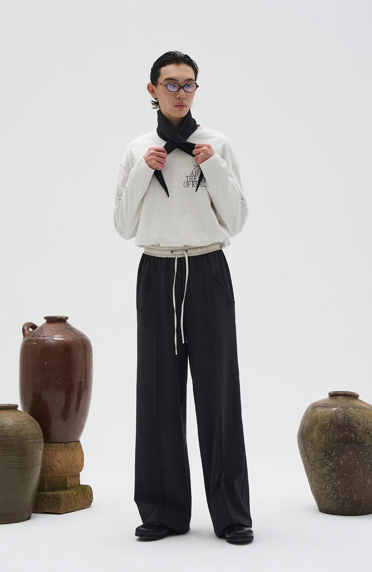 7440 37 1 Contrast Waistband Panelled Trousers