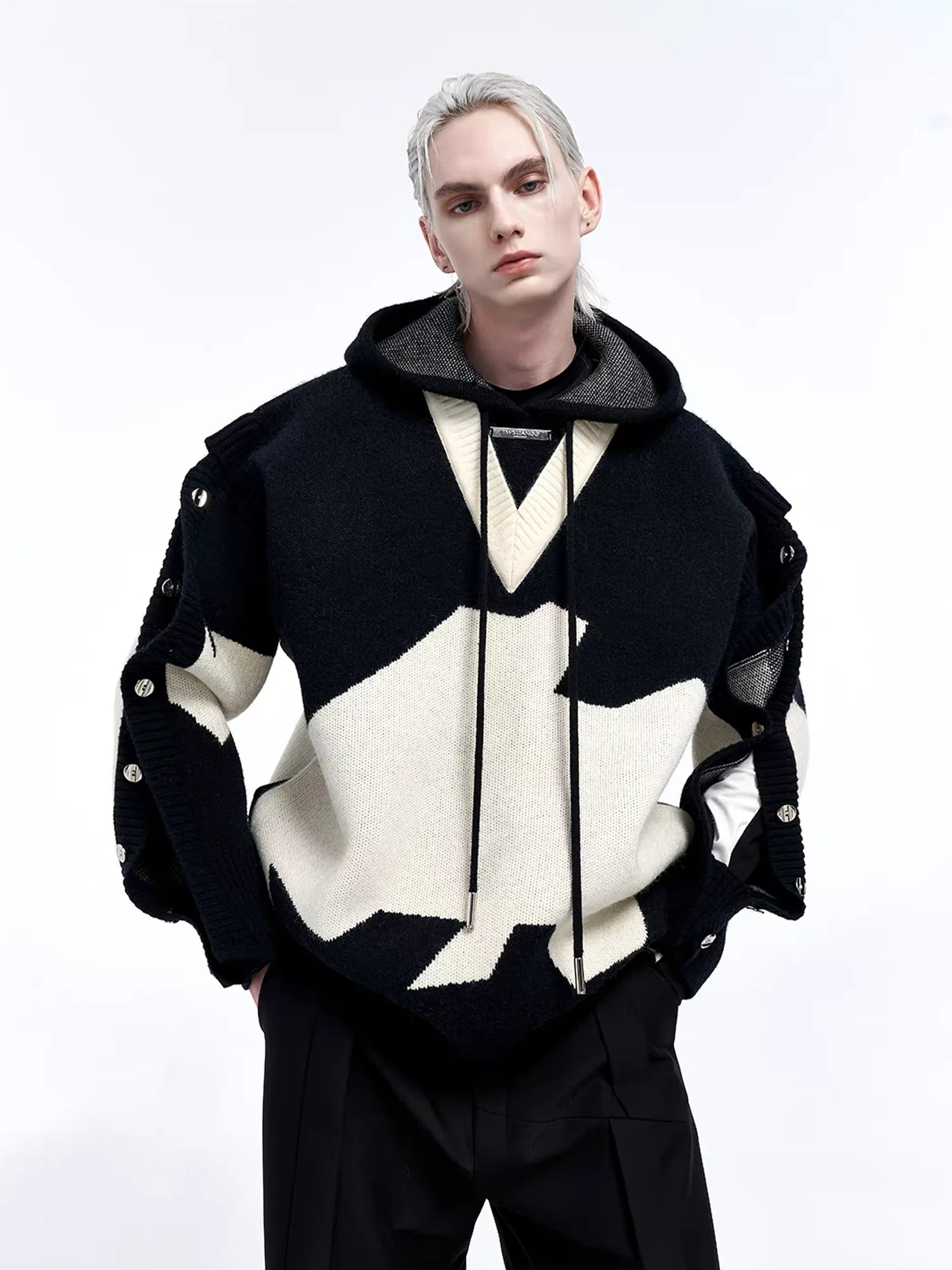 TIWILLTANG Contrast Layered Snap-Sleeves Knit Hoodie