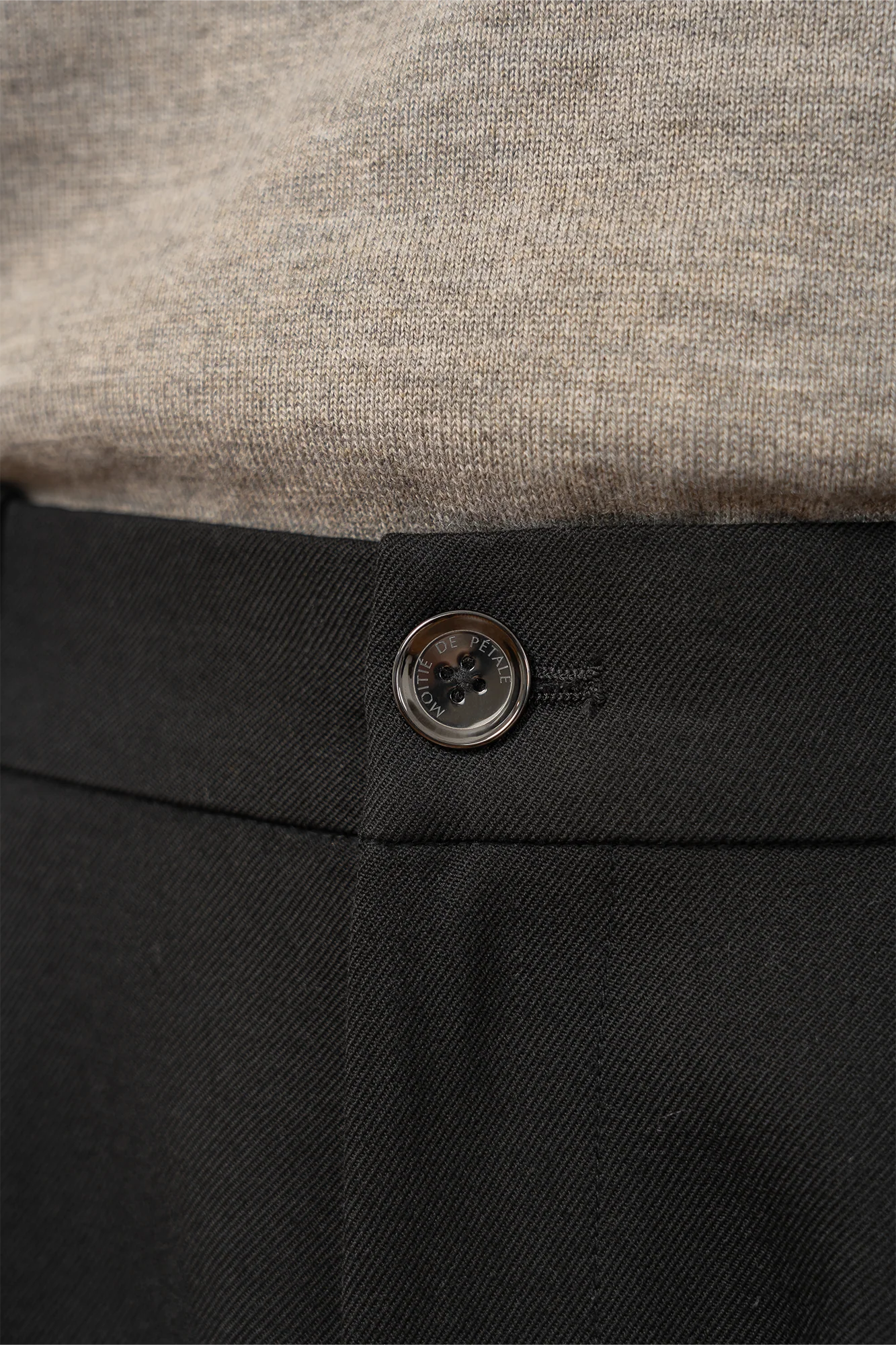 MOITIEDEPETALE Wool-Blended Pleats Trousers