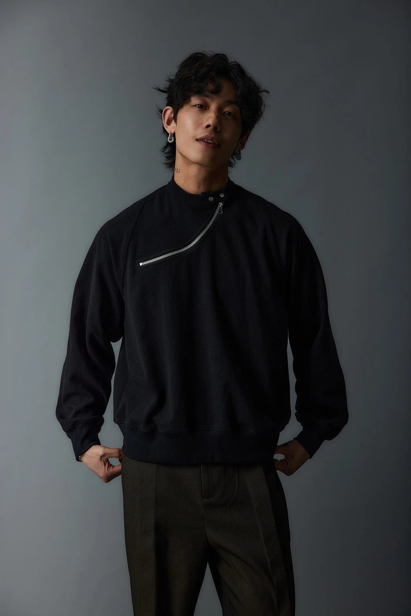 WHISTLEHUNTER Asymmetrical Zipper Rivet Mock Neck Light Sweatshirt