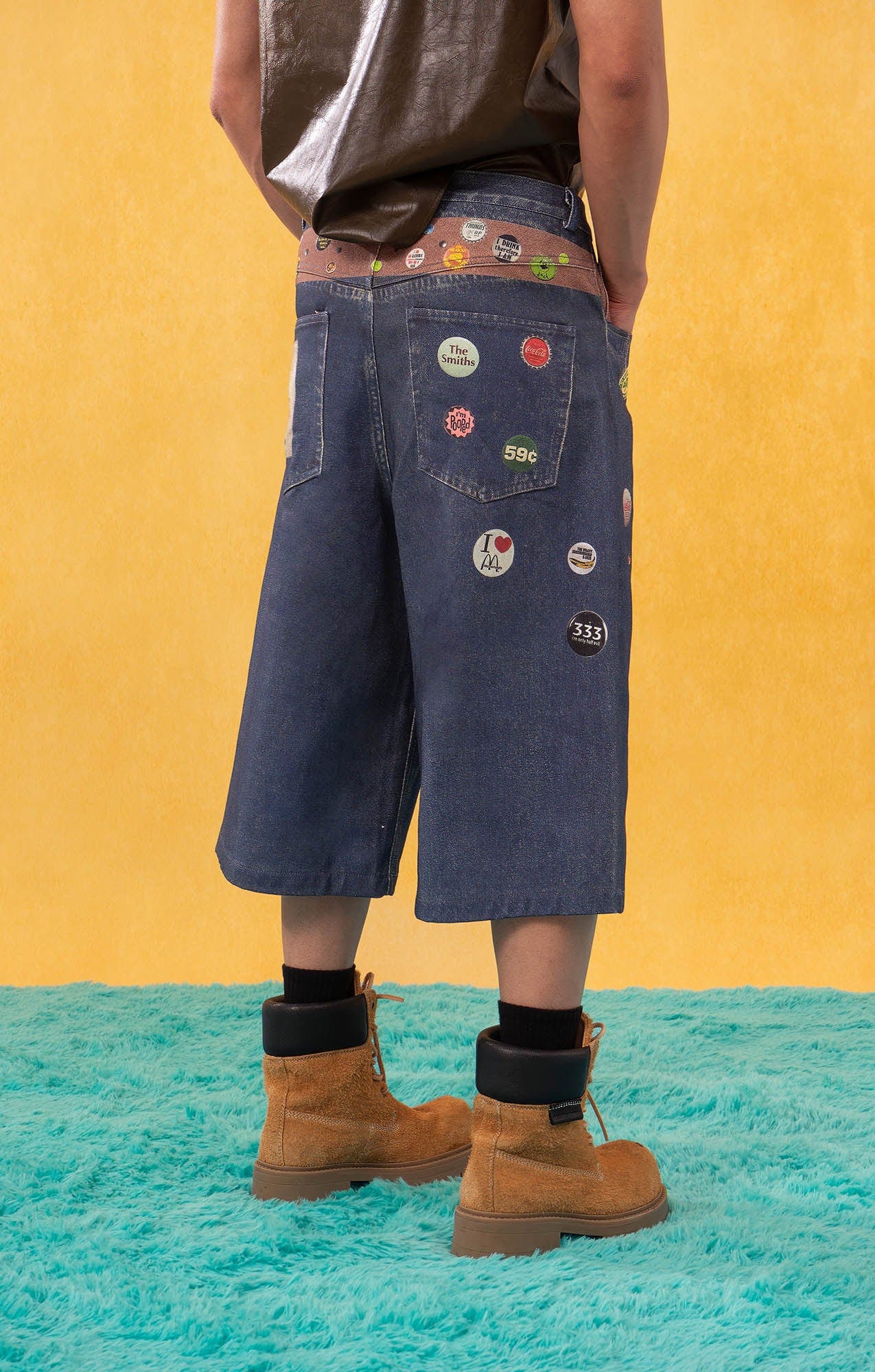 CLP Badge Belt Graphic Cropped Denim Shorts