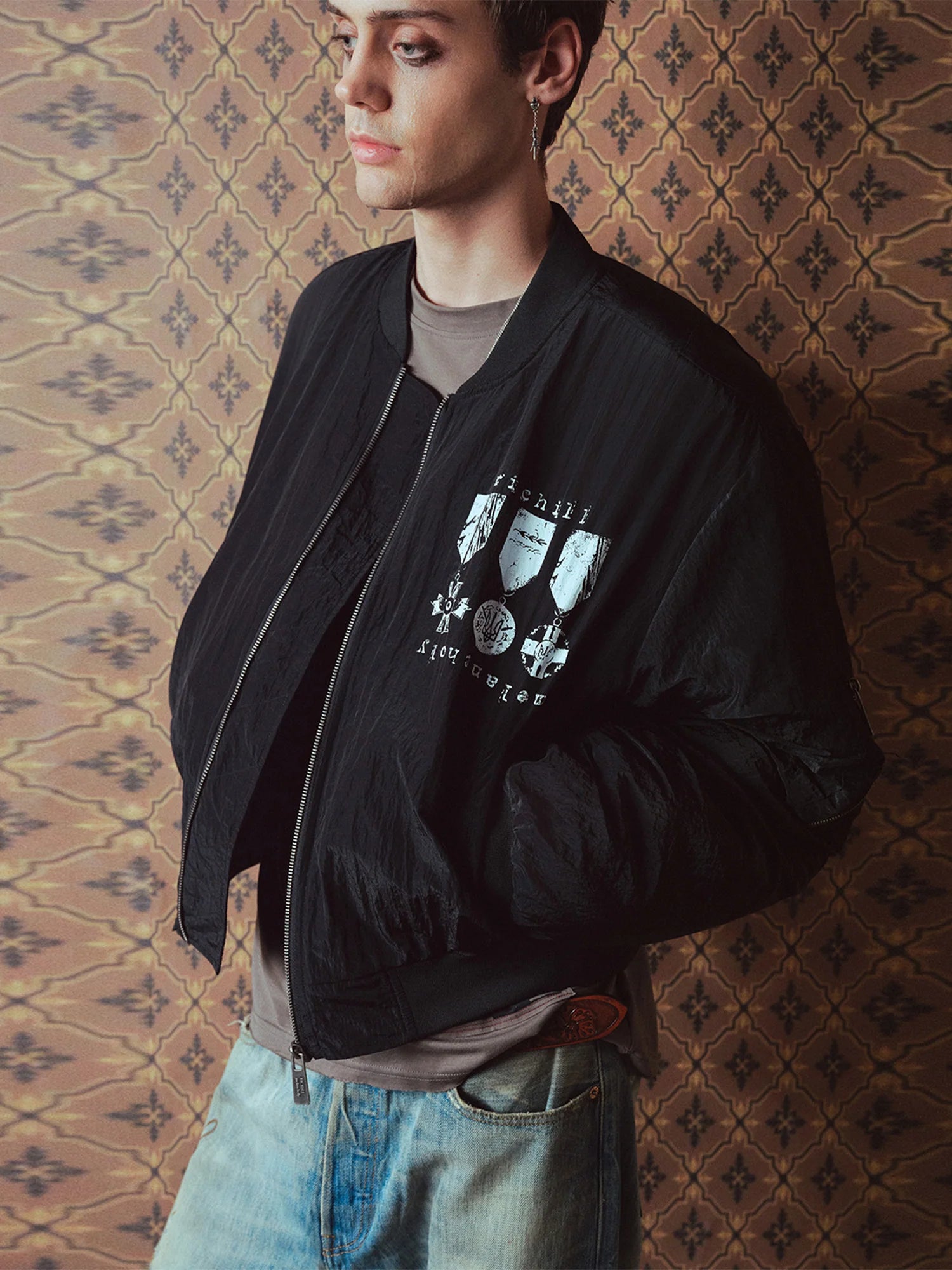RICHILL Medal Graphic Cropped Bomber Jacket