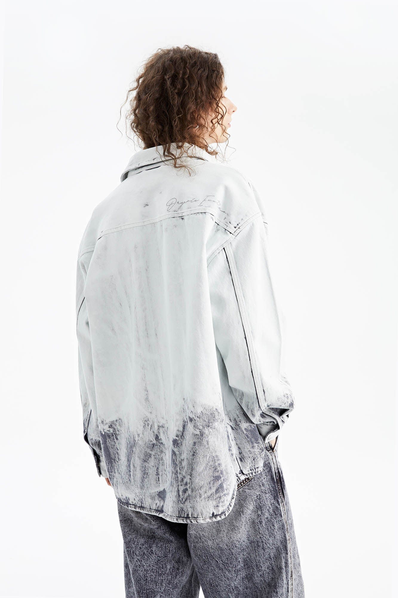 ORGANIC EMOTION Distressed Snow Mountain Tie-Dye Denim Shirt