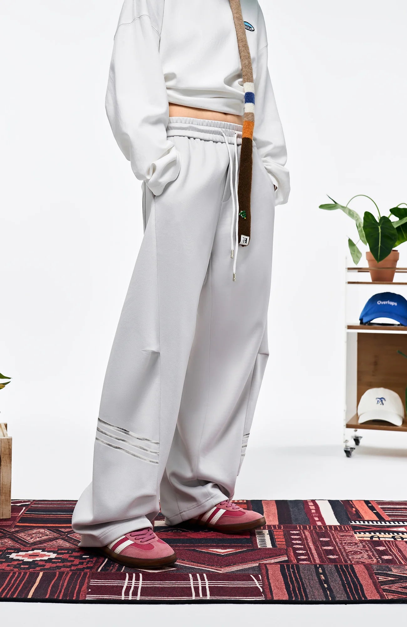 OVERLAPS Curved-Leg Panel Track Pants