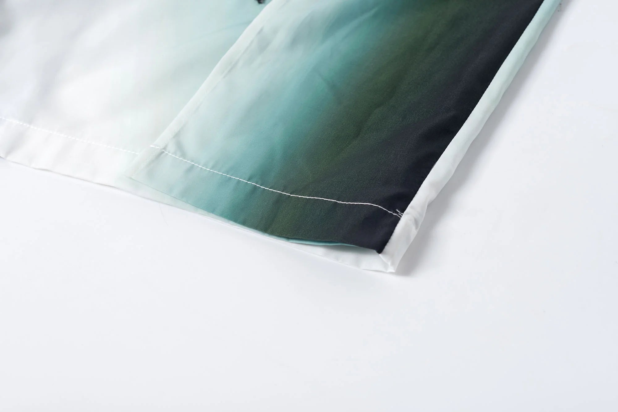 TUIMU Gradient Geometry Panel Acetate Shirt