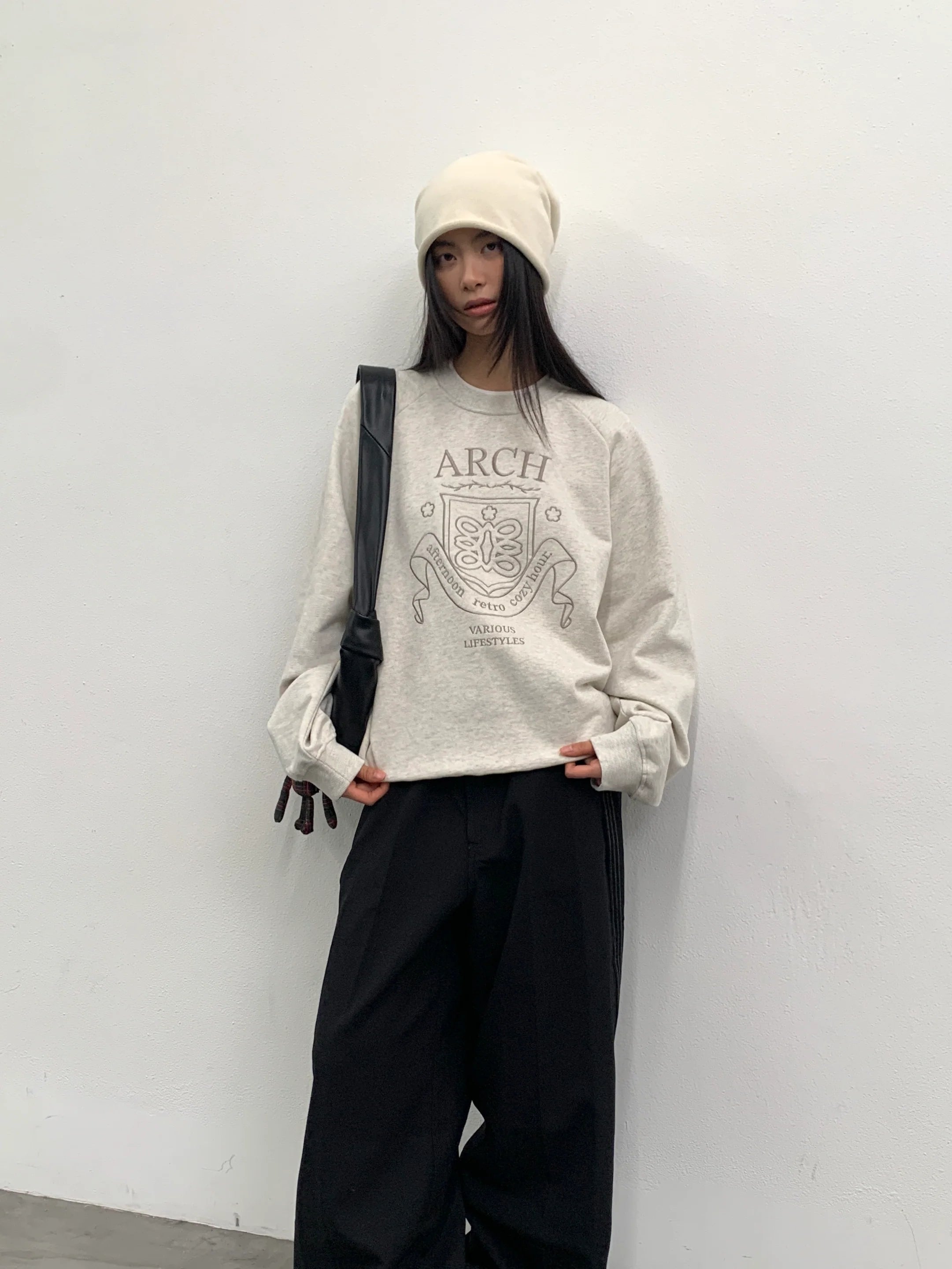 ROARINGWILD A ARCH Collegiate Loopback Raglan Sweatshirt