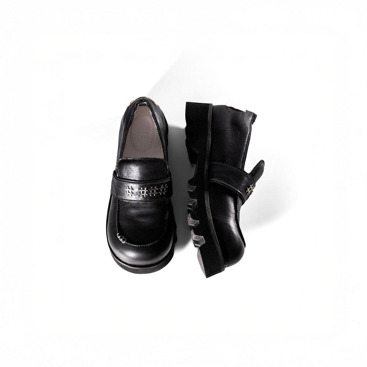 REWRITE Cowhide Chunky Sole Loafers Black
