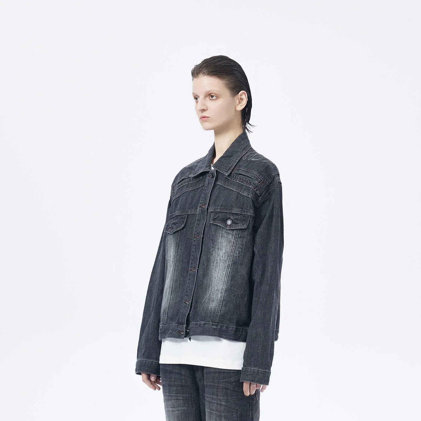 ARTIFICIAL WORLD Deconstructed Faded Denim Jacket
