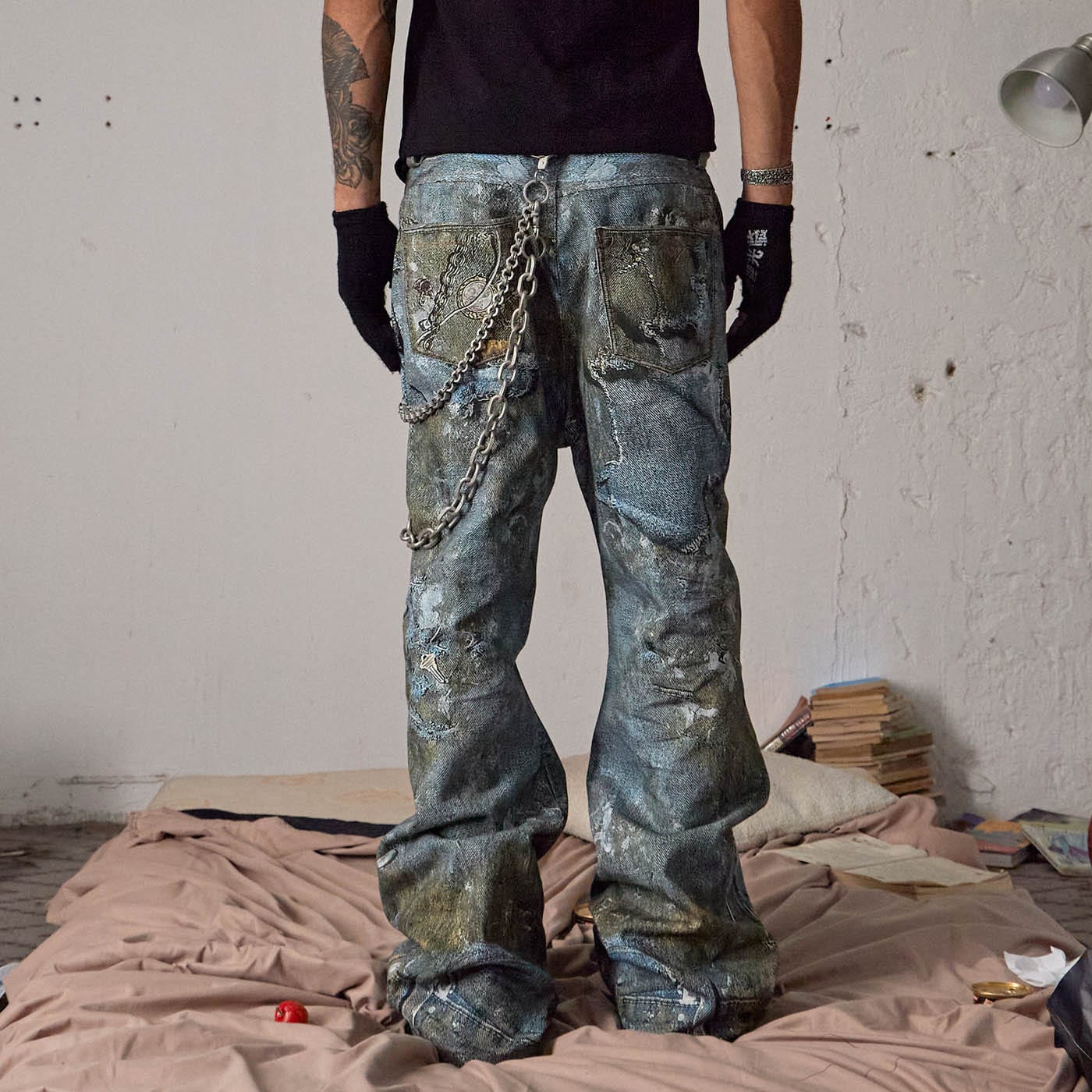DND4DES Gems&Metals Rotten Distressed Flared Jeans