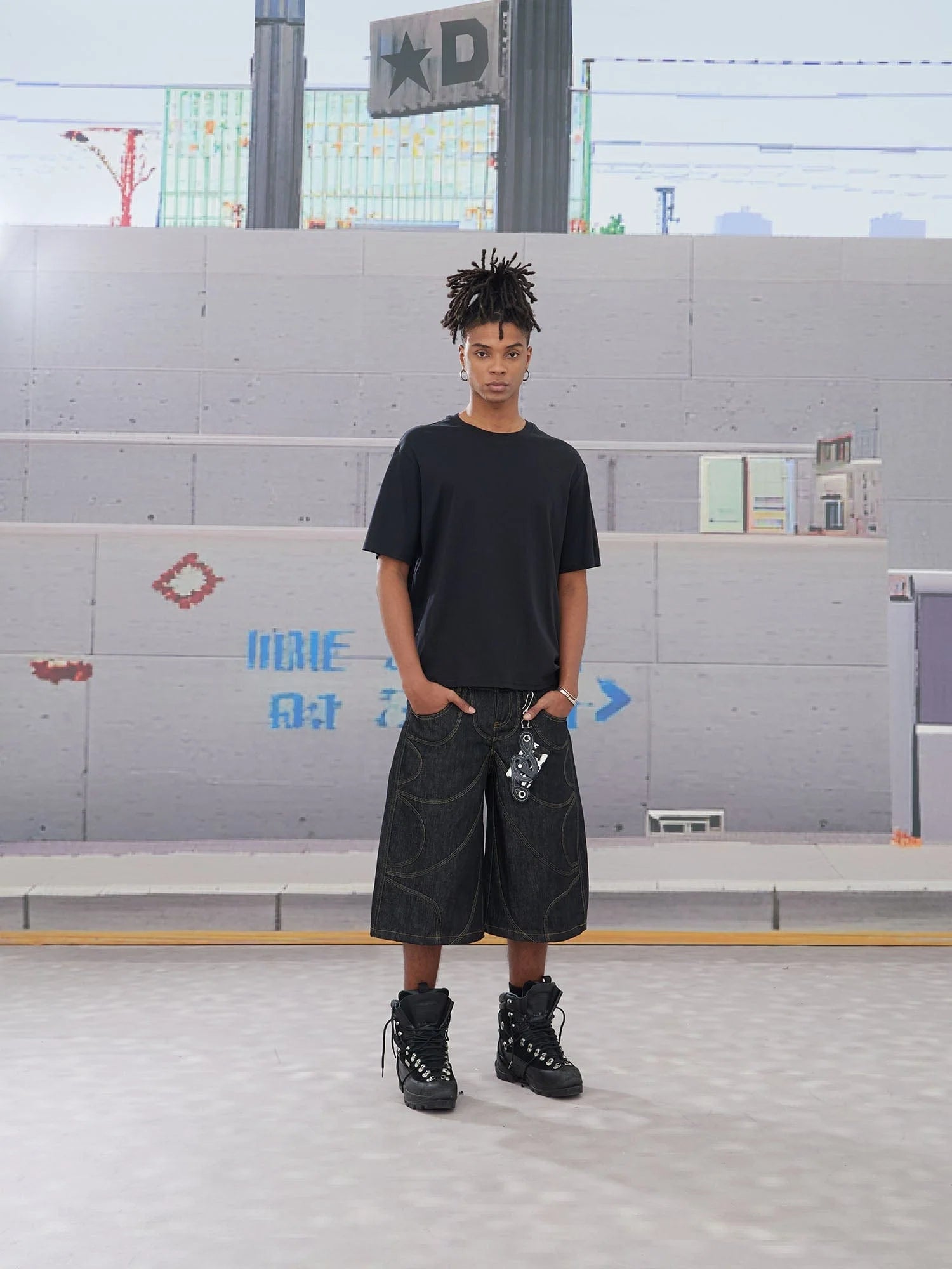 DND4DES Batwing Spliced Double-Waistband Raw Denim Shorts