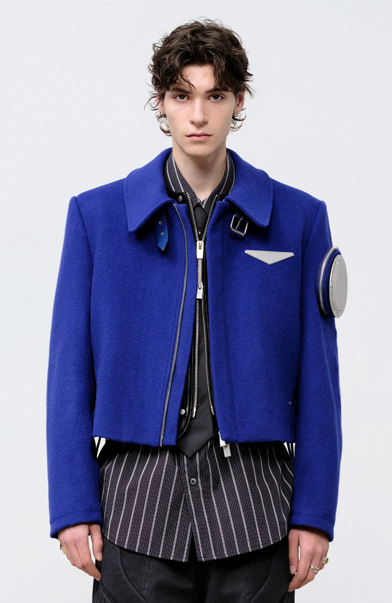 FACEONLAB Arm-Patched Cropped Naval Jacket Blue
