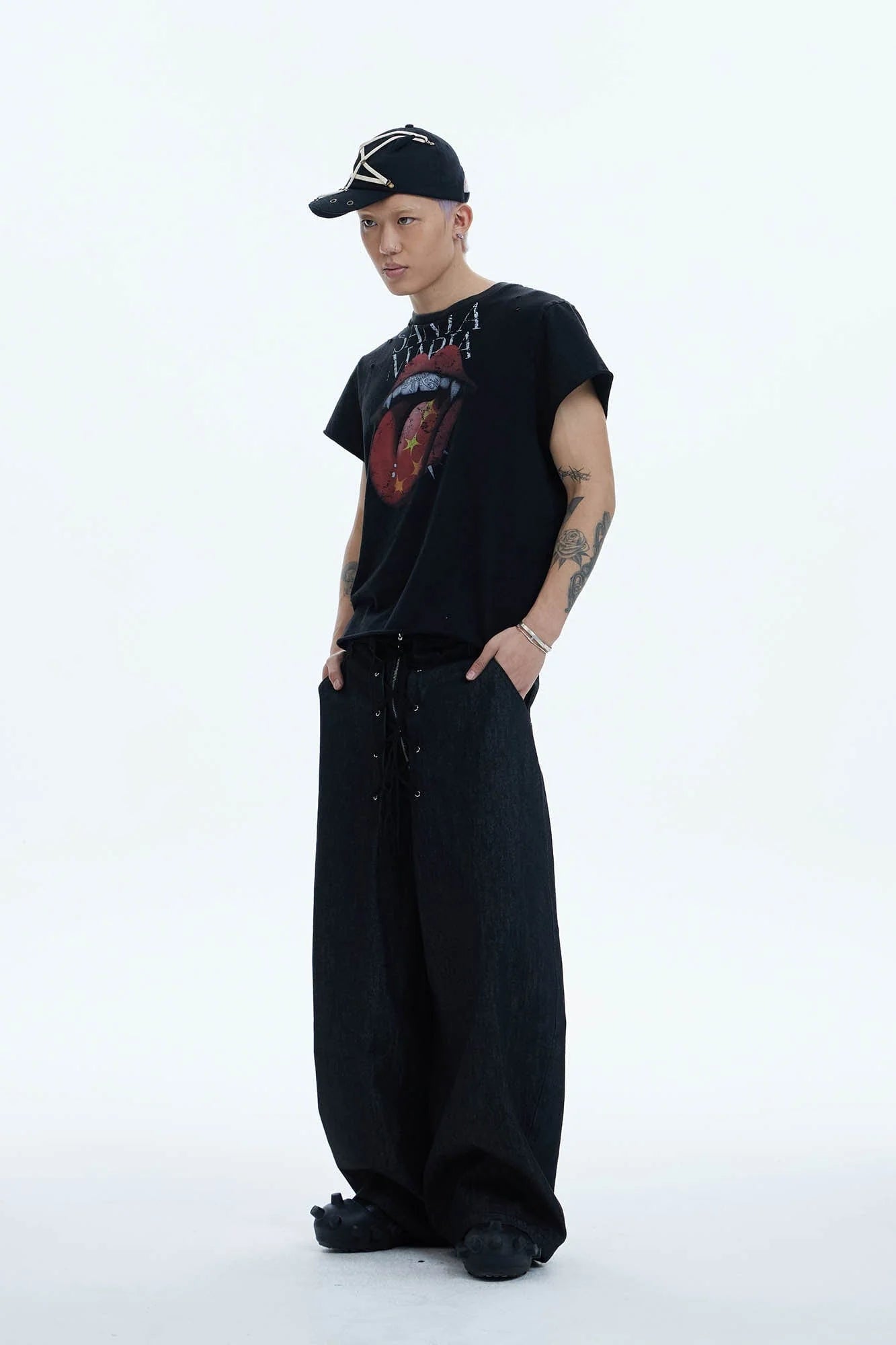 DND4DES Punk Fanged Lips Distressed Tee