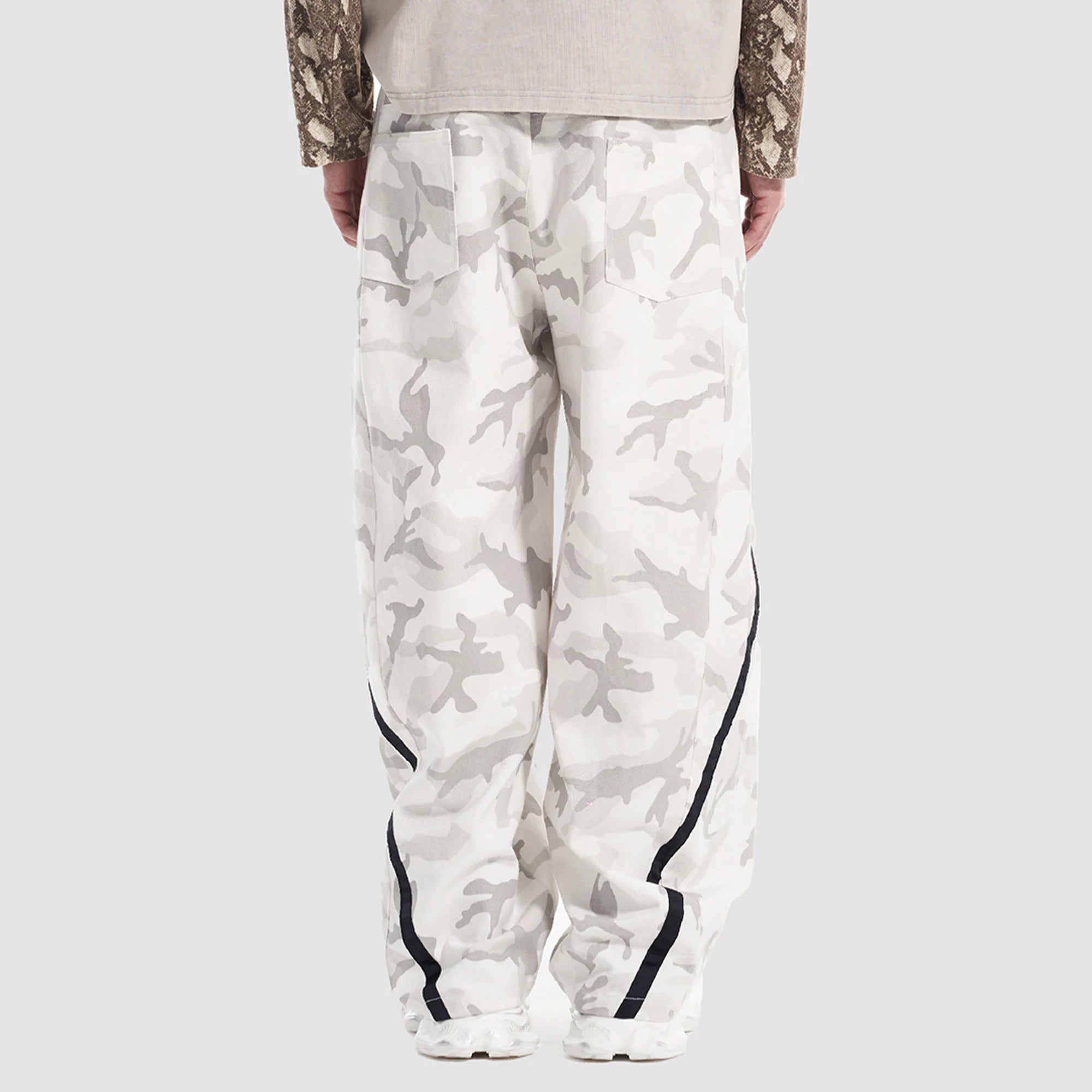 VANN VALRENCE Camo Double-Waist Wide-Leg Pants