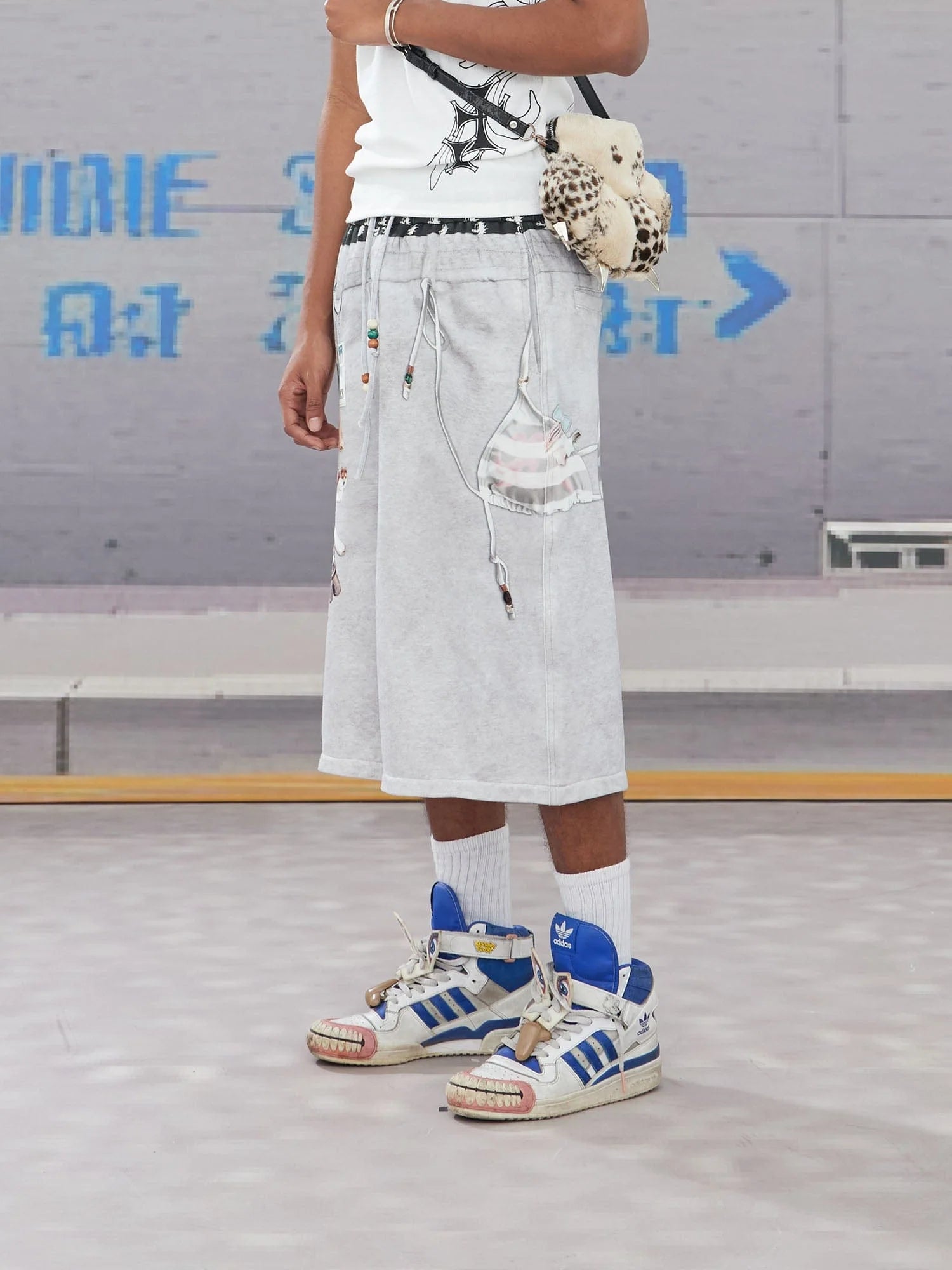 DND4DES Keychain Double-Waist Graphics Shorts
