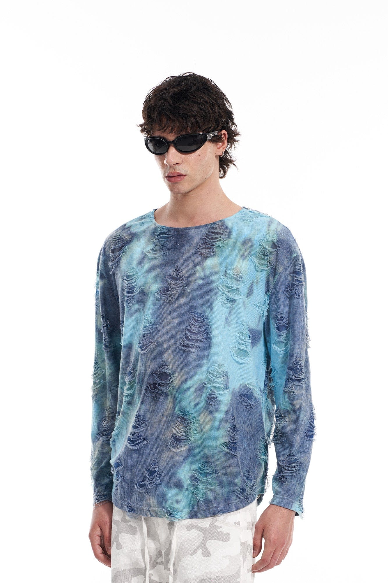VANN VALRENCE Distressed Gradient Tie-Dye Long-Sleeve Tee