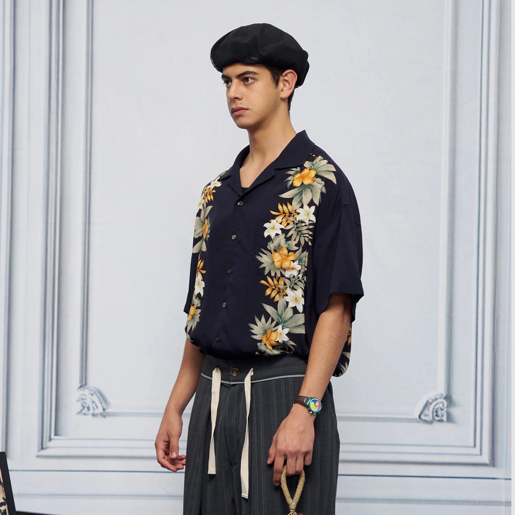 UNLIMITED MOTE Tropical Floral Cuban Hawaii Half Shirt
