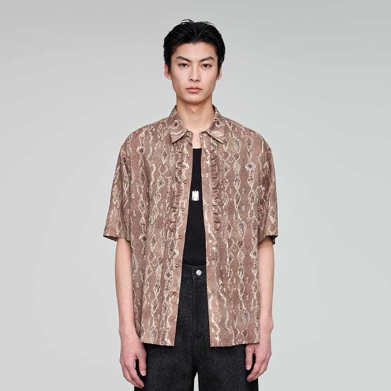 OPICLOTH Retro Woodgrain Full-Print Ruffle Half Shirt